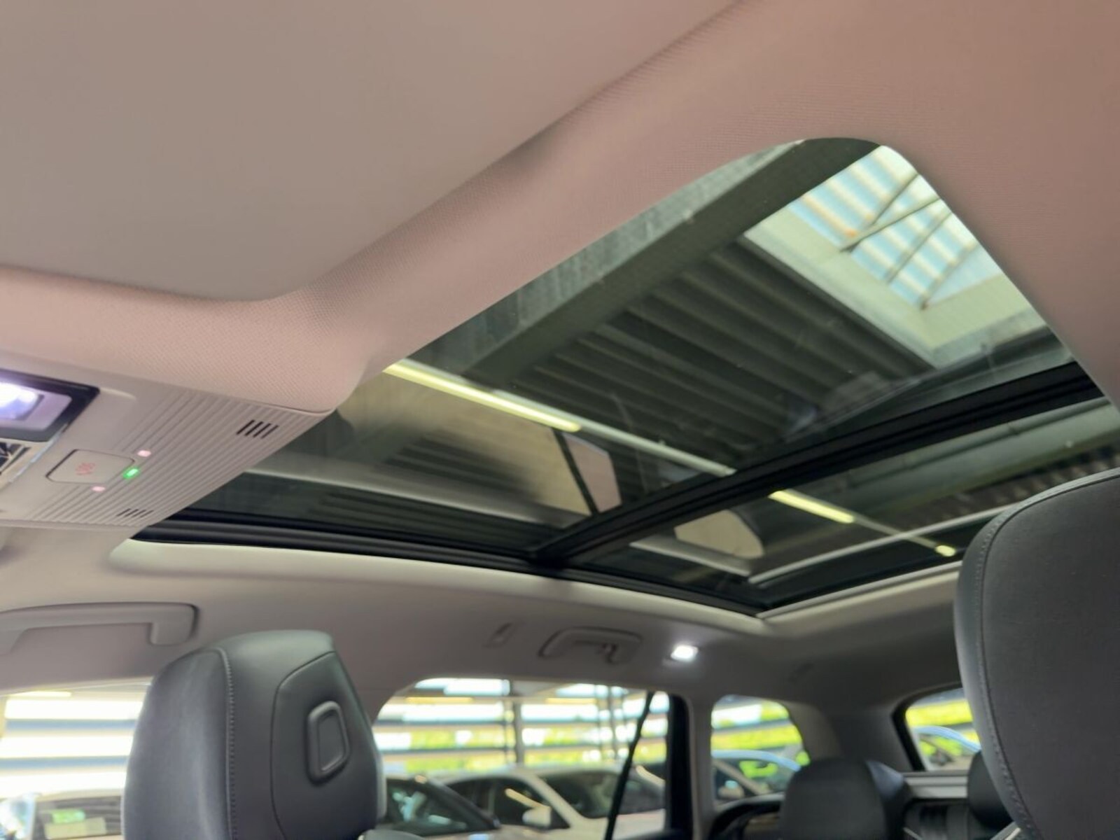 Volkswagen Passat – Bild 14
