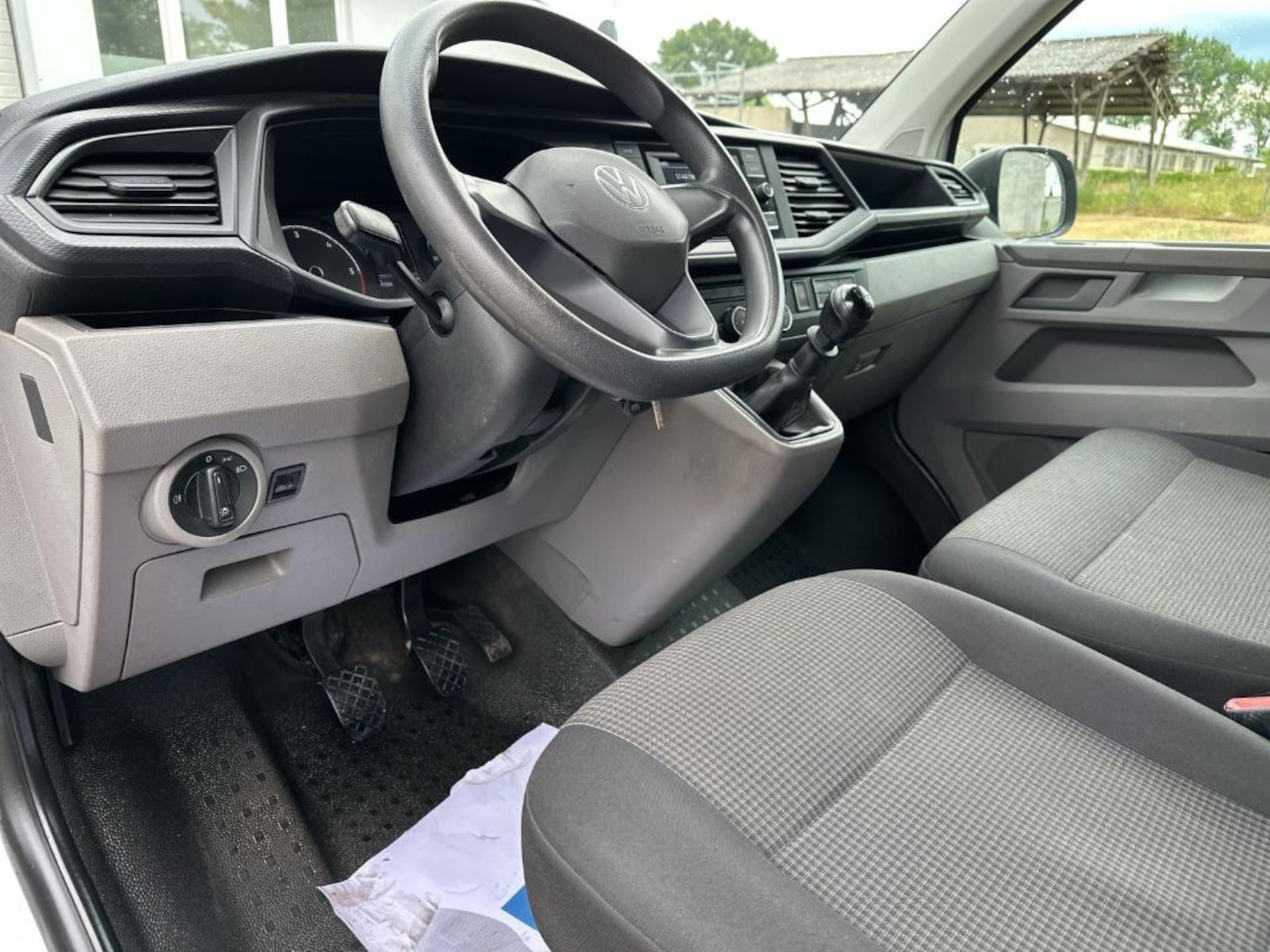 Volkswagen T6.1 Transporter Kasten langer Radstand