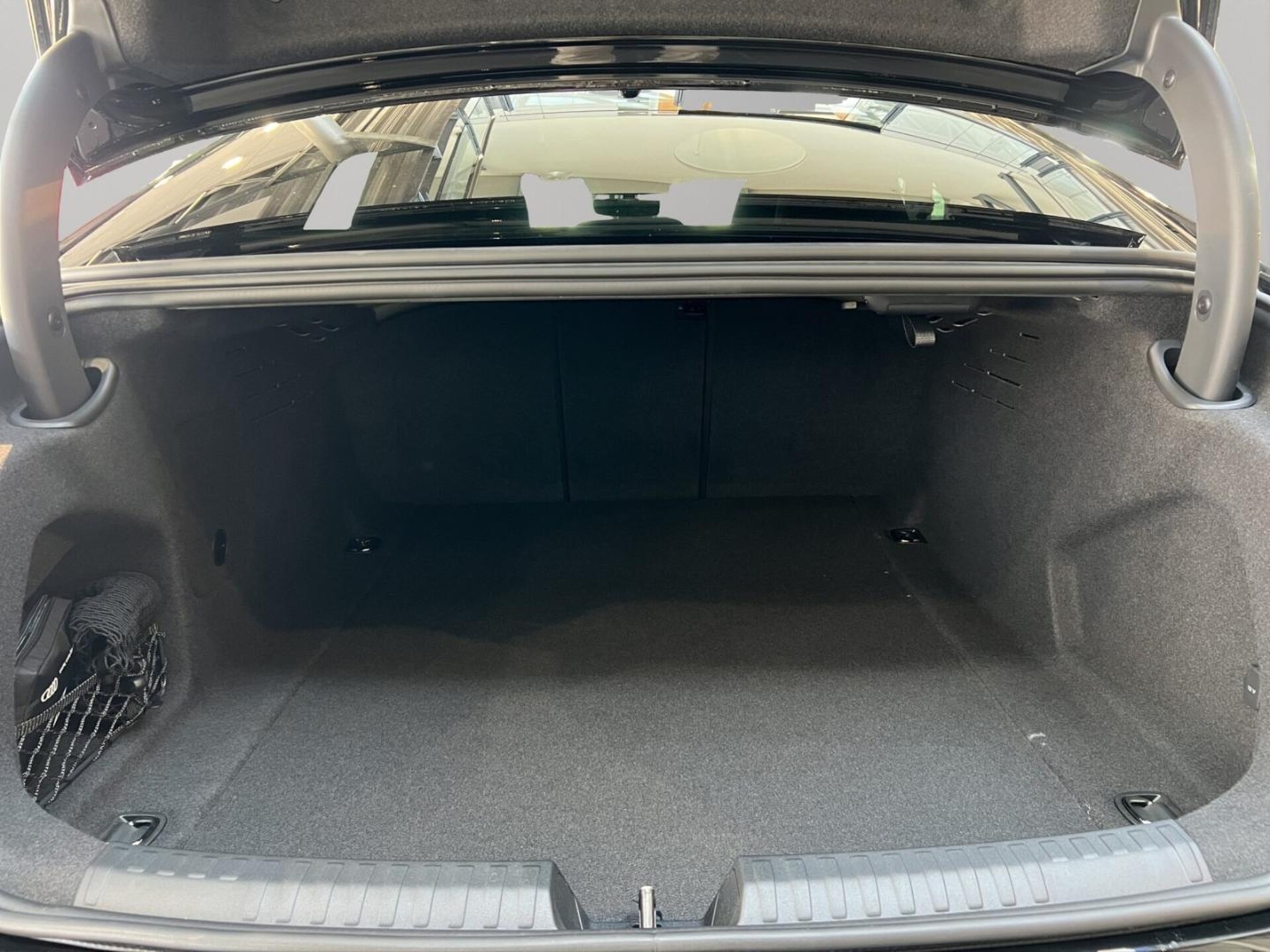 Audi A6 Limousine edition one