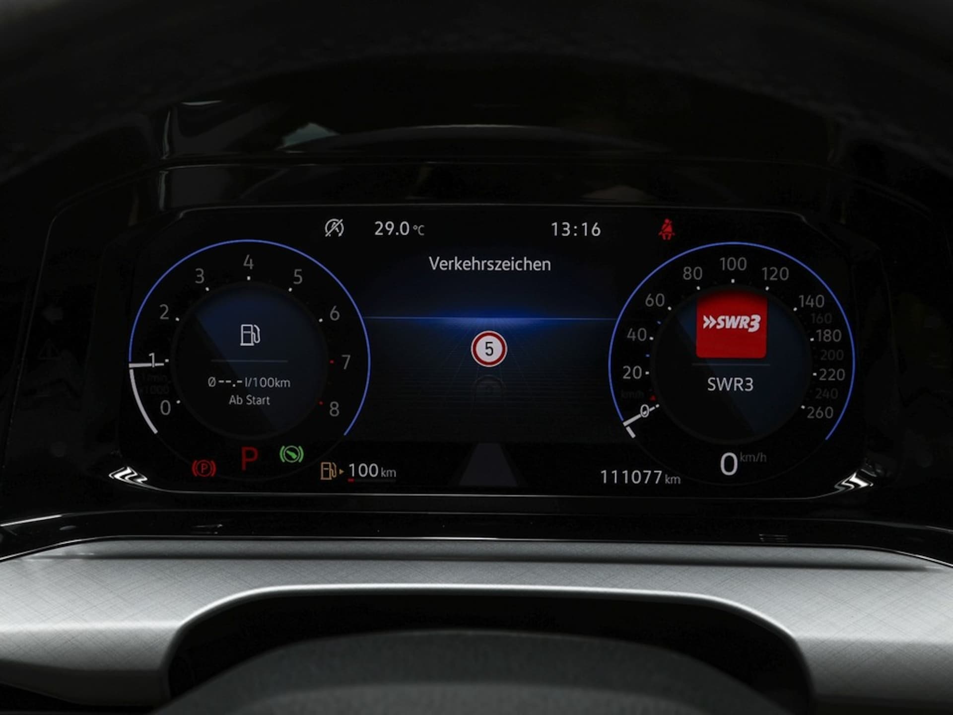 Volkswagen Golf Variant Life