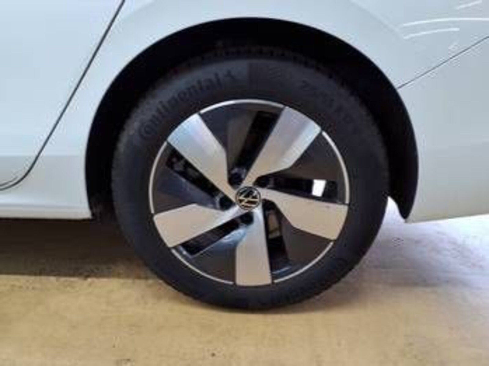Volkswagen Passat – Bild 9