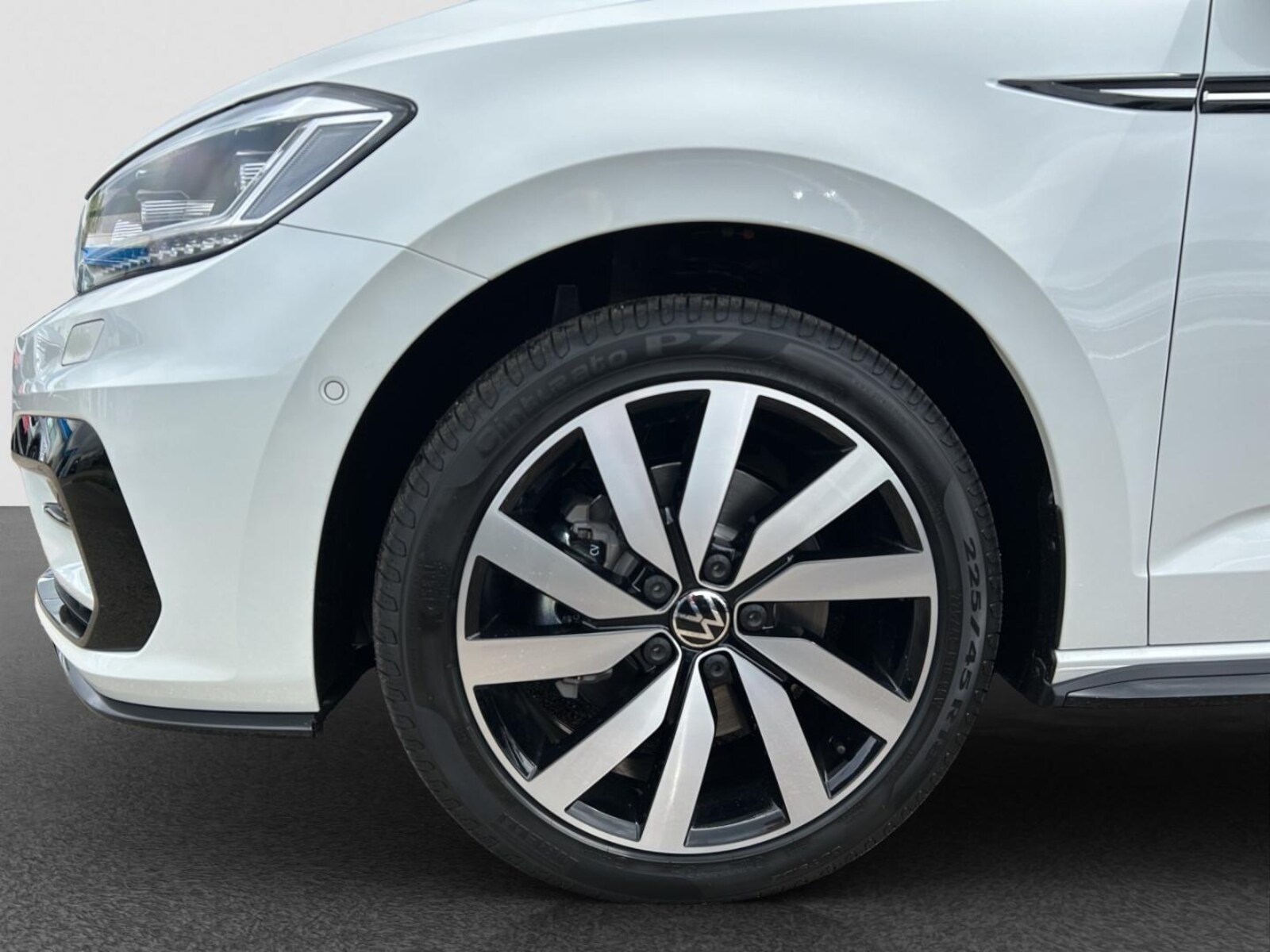 Volkswagen Touran – Bild 12