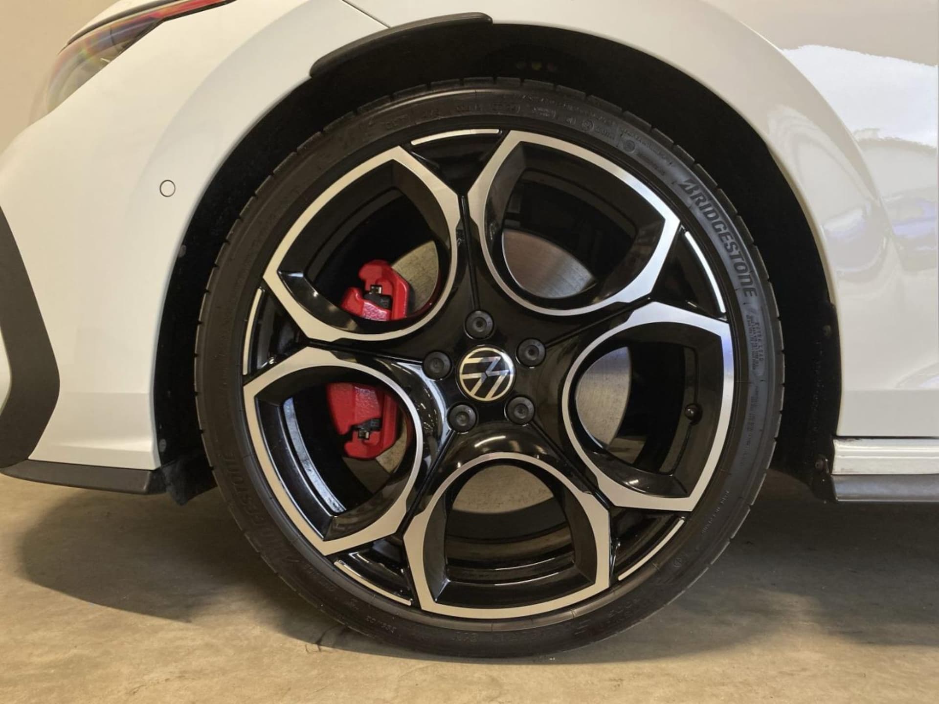 Volkswagen Golf GTI