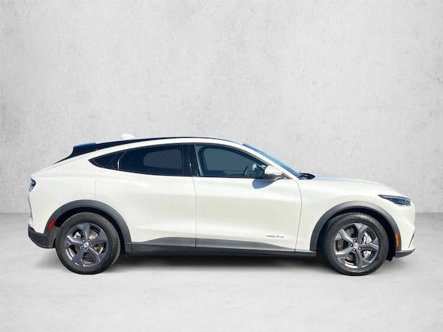 2022 Ford Mustang Mach-E