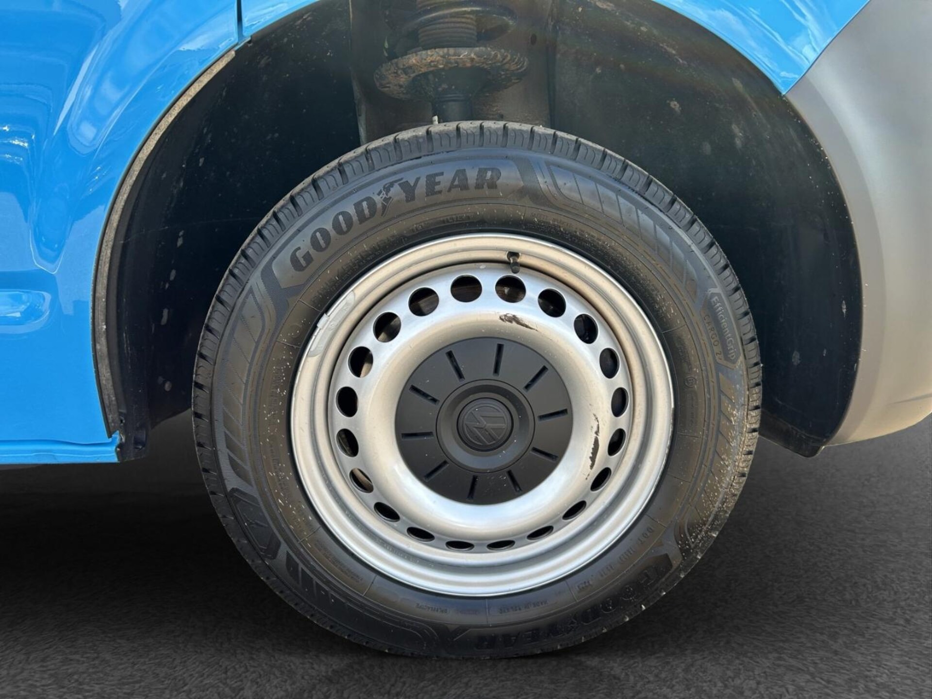 Volkswagen T6.1 Transporter Kasten langer Radstand