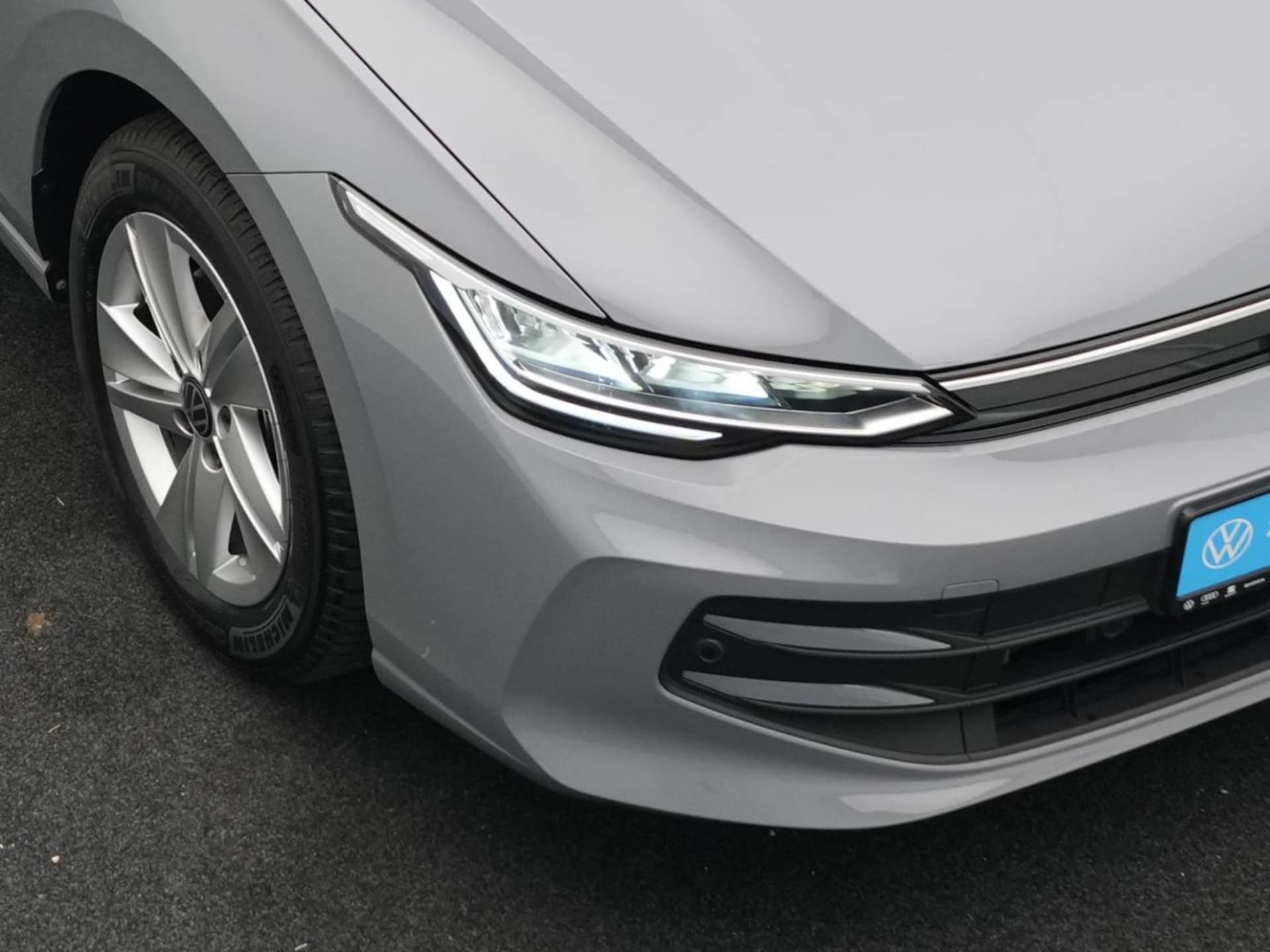 Volkswagen Golf Life