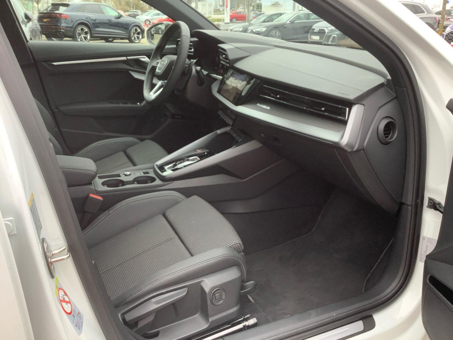 Image about Audi S3 Sportback TFSI quattro S tronic