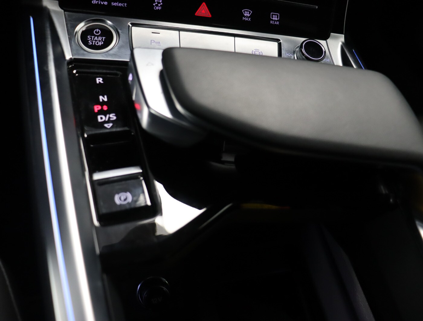 Image about Audi Q8 Sportback e-tron advanced 55 e-tron quattro