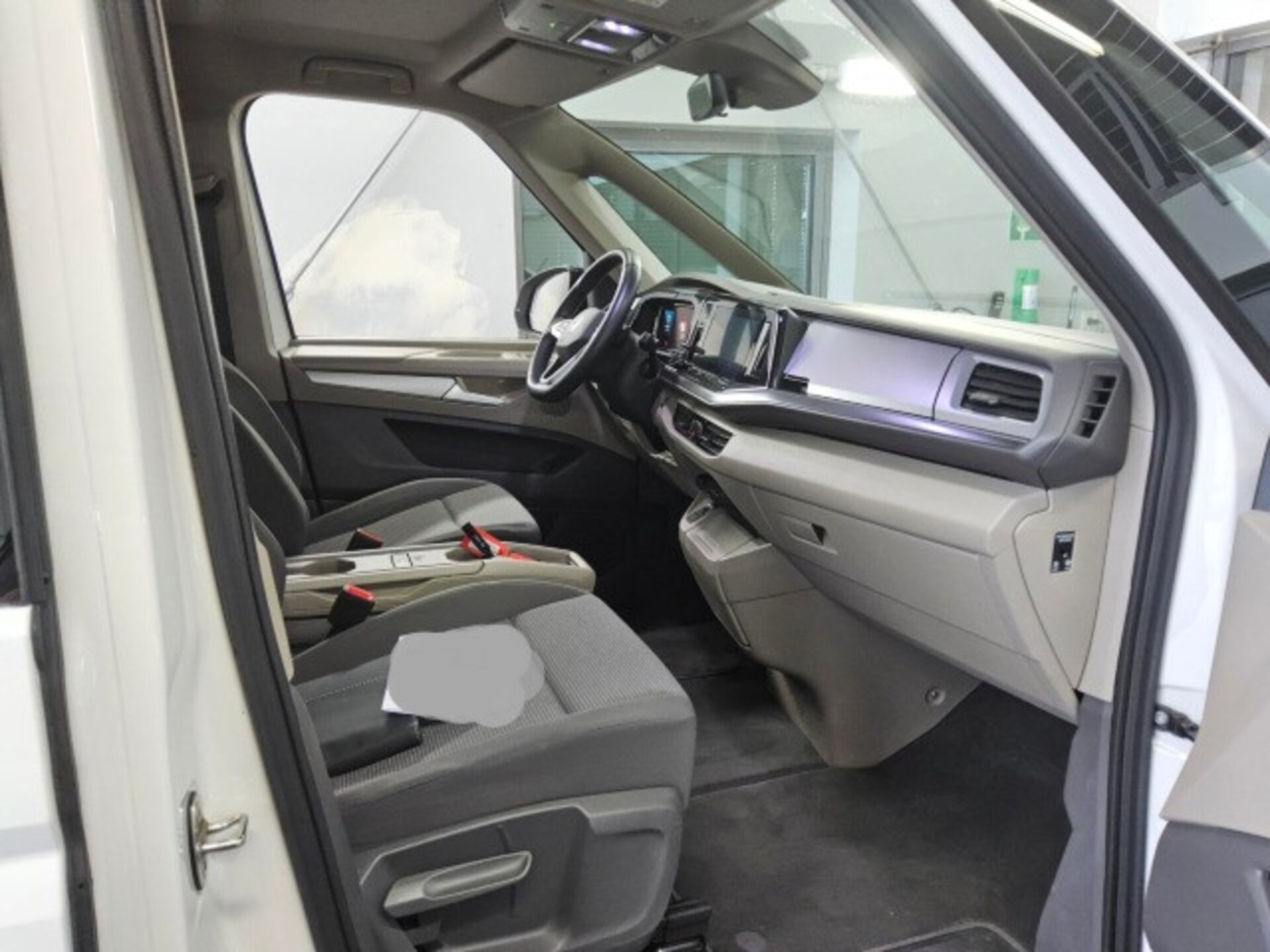 Volkswagen Multivan Basis-Modell