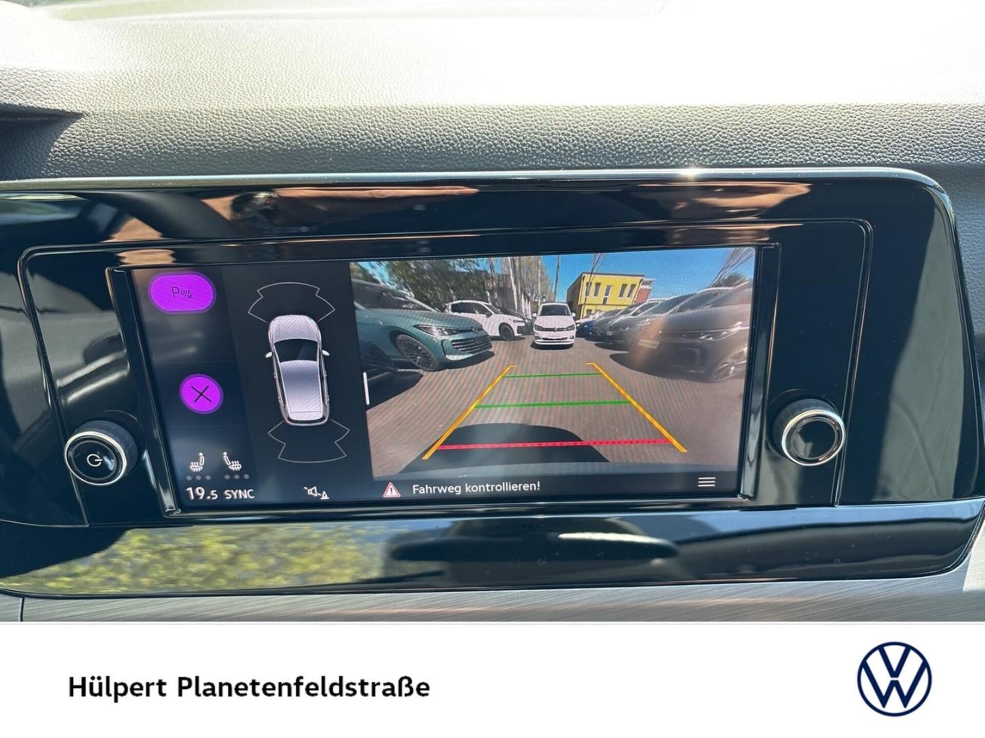 Volkswagen Golf Style