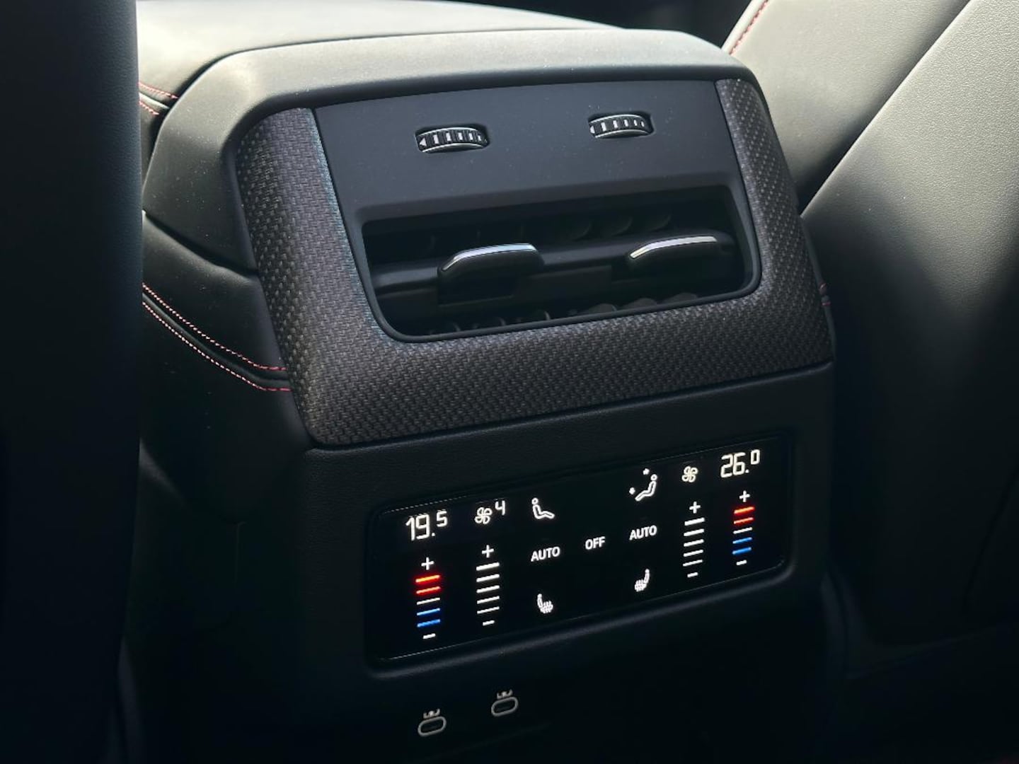 Bild über Audi Q7 SUV TDI quattro 220 kW tiptronic - für weitere Informationen kontaktieren Sie den Audi Partner