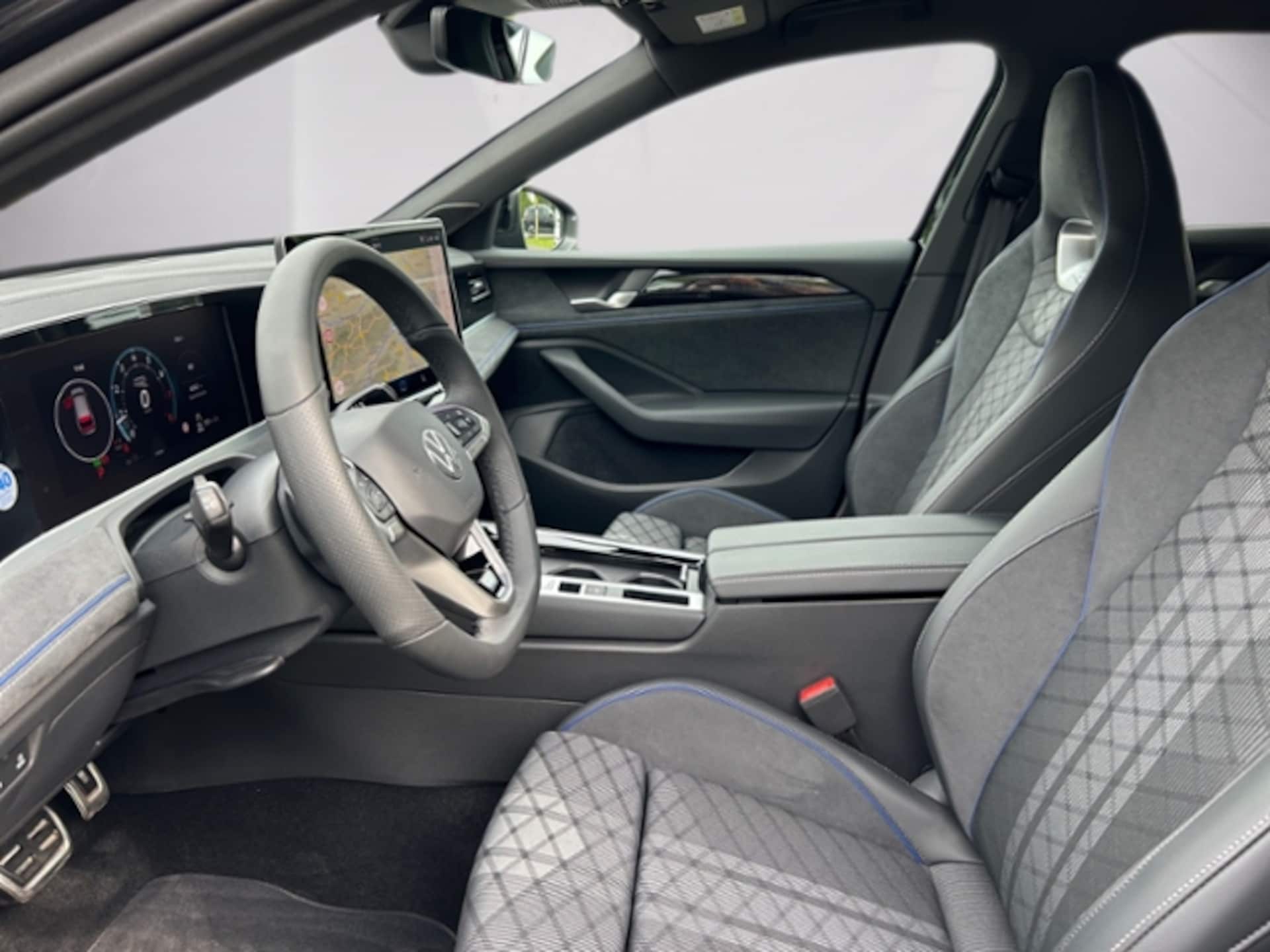 Volkswagen Passat R-Line