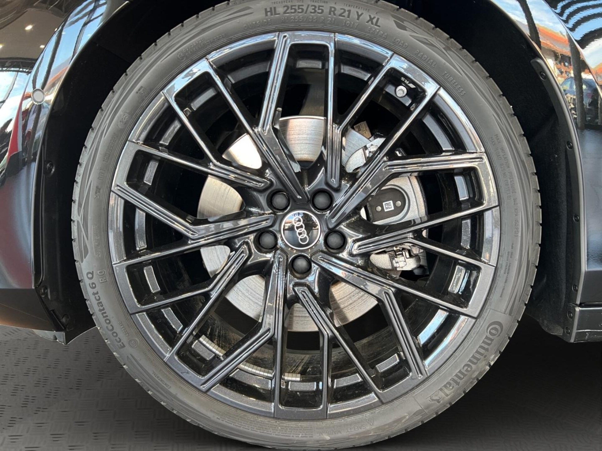 Audi A6 Limousine edition one