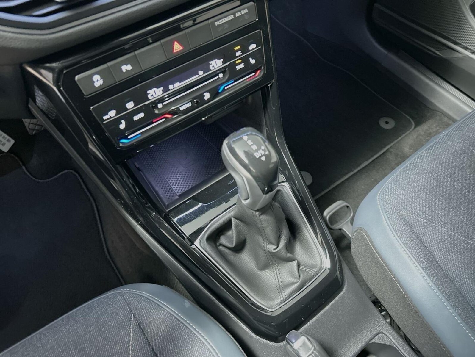 Volkswagen T-Cross – Bild 18