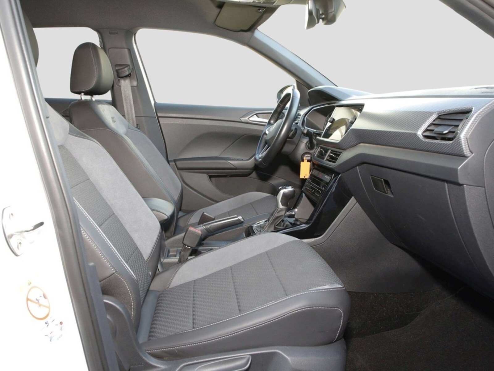 Volkswagen T-Cross – Bild 8