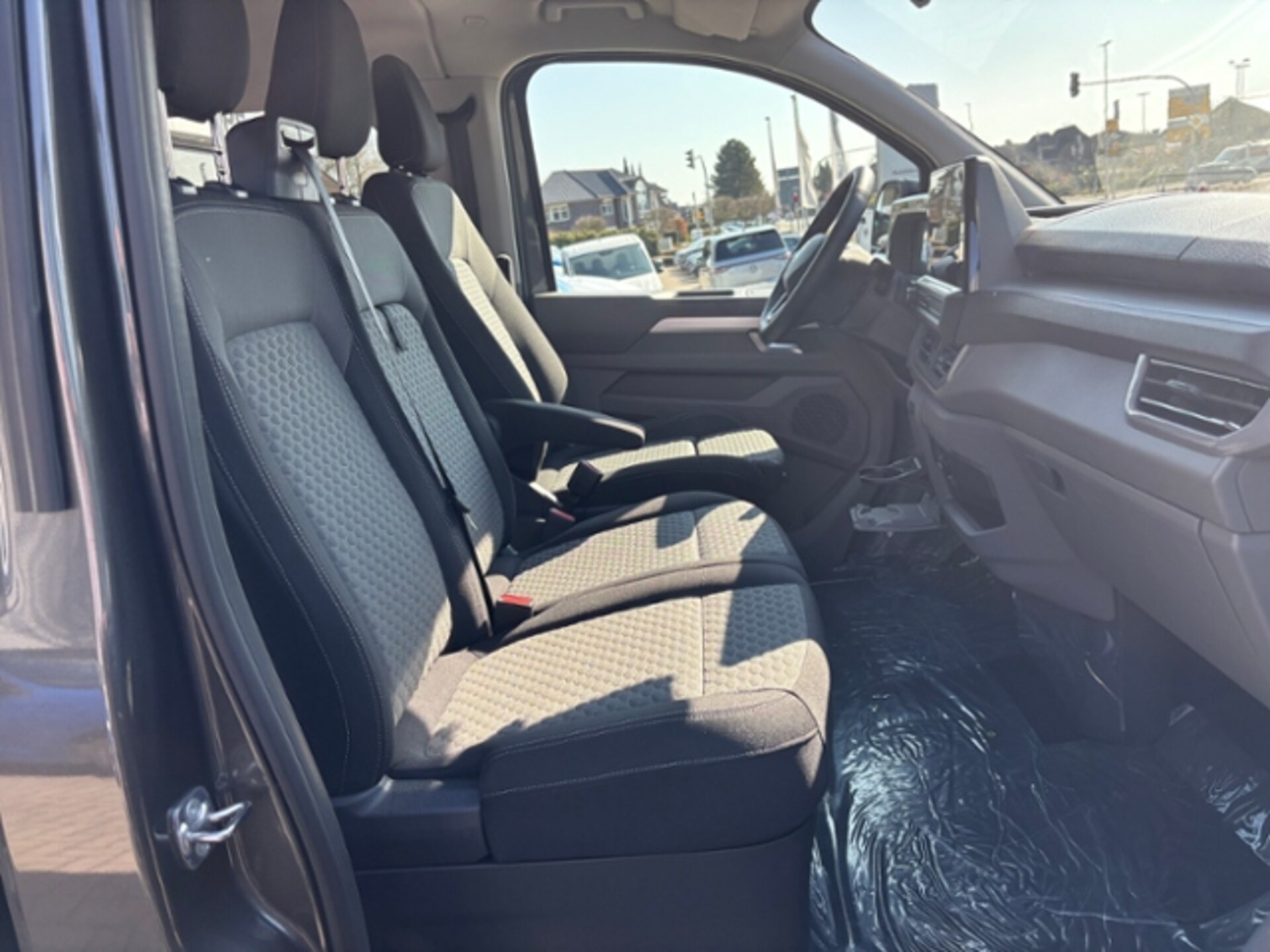 Volkswagen e-Caravelle Life