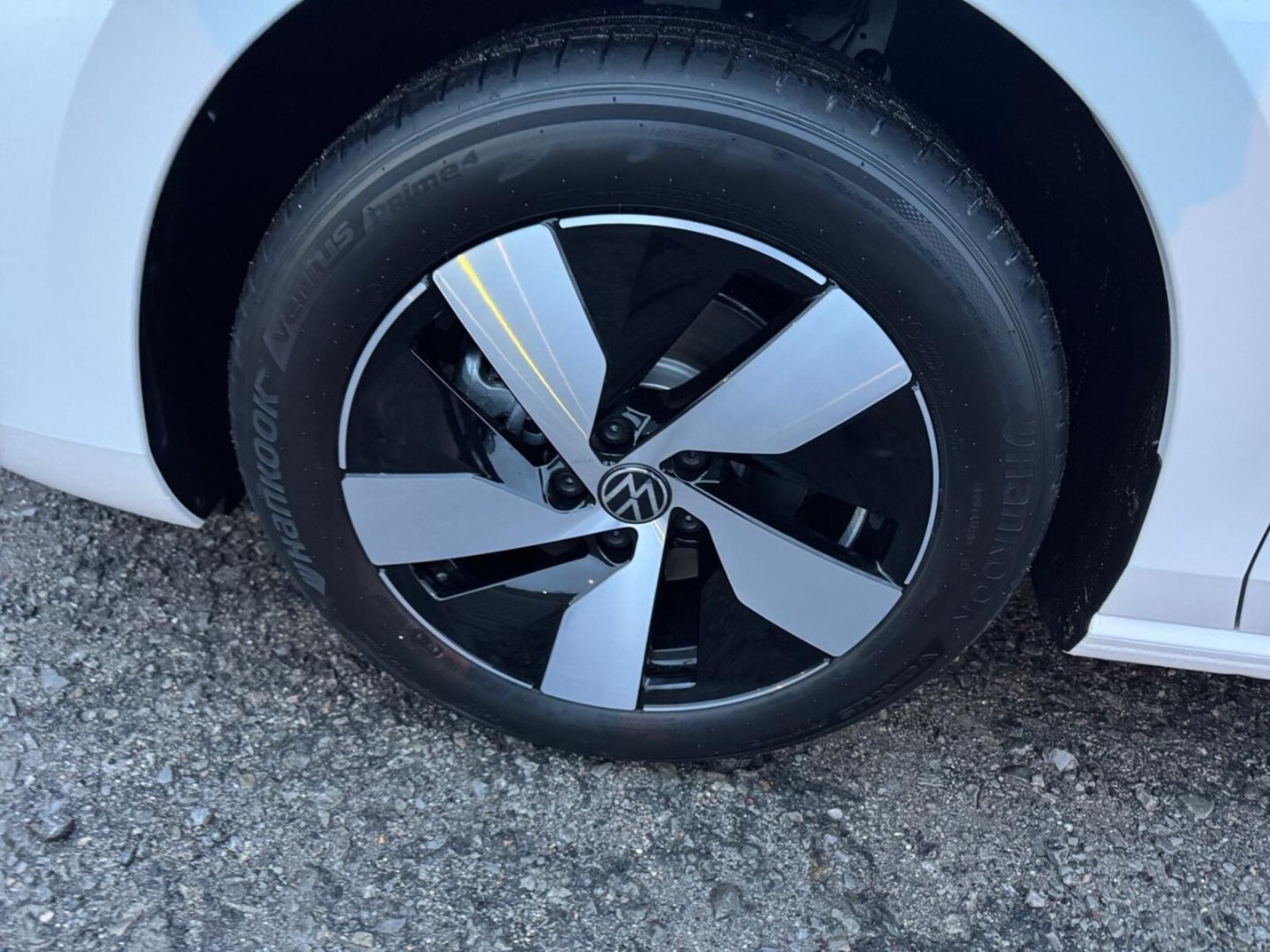 Volkswagen Passat – Bild 4