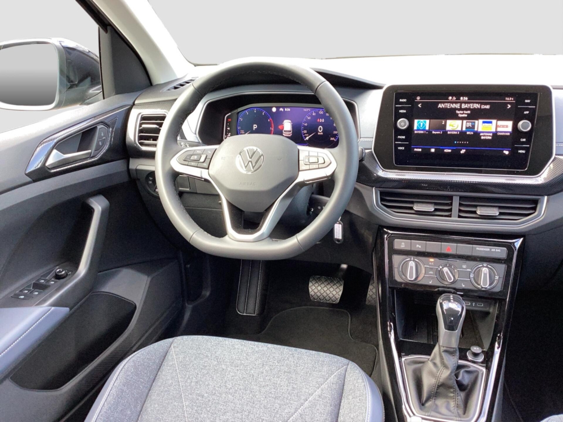 Volkswagen T-Cross Style