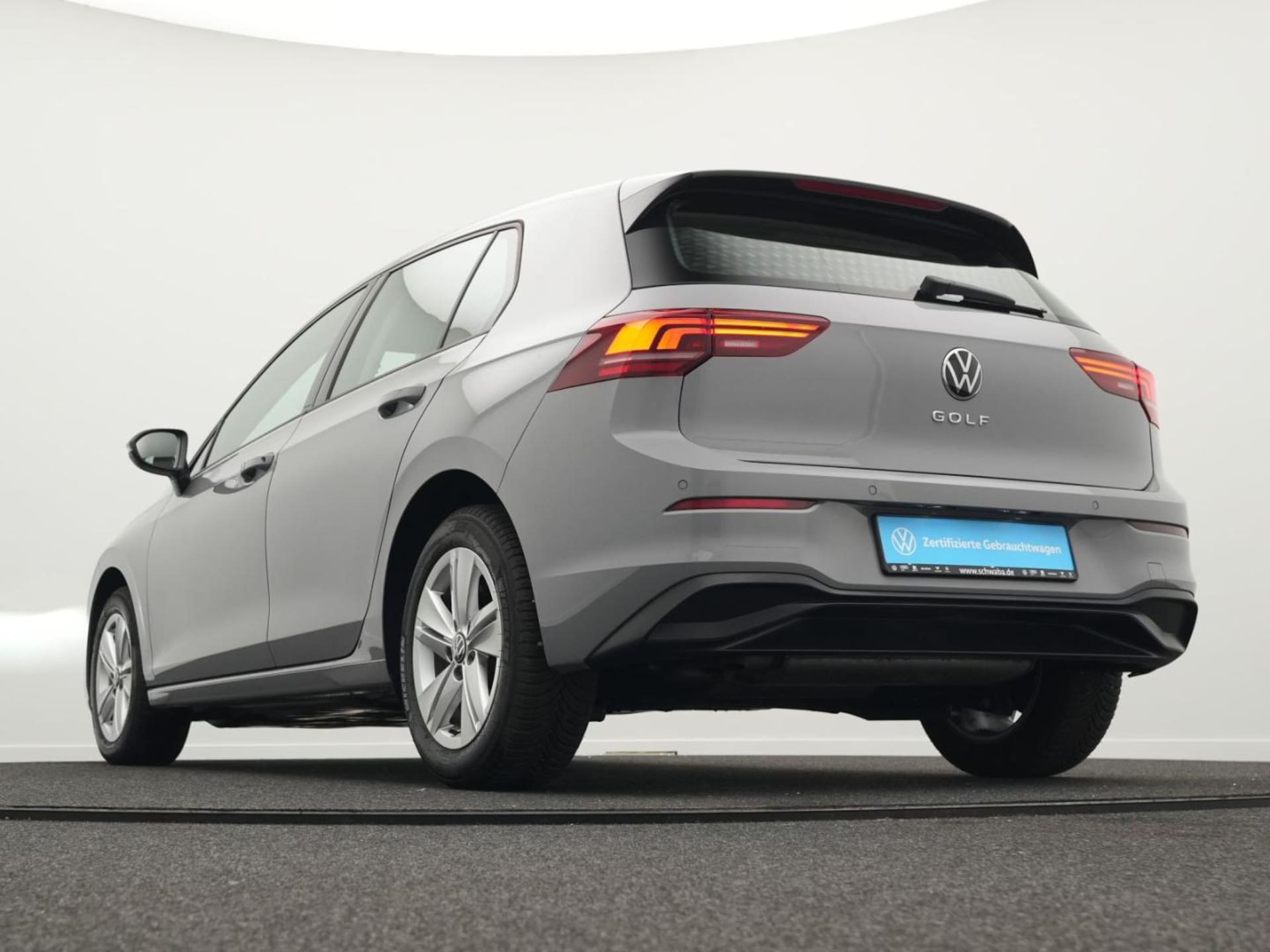 Volkswagen Golf Life