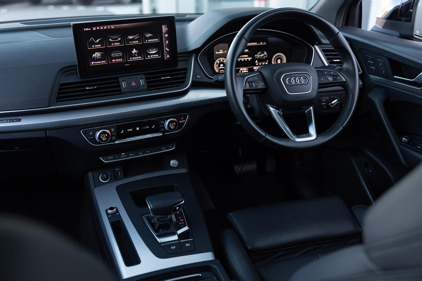 Image about Audi Q5 Sport 40 TDI quattro S tronic