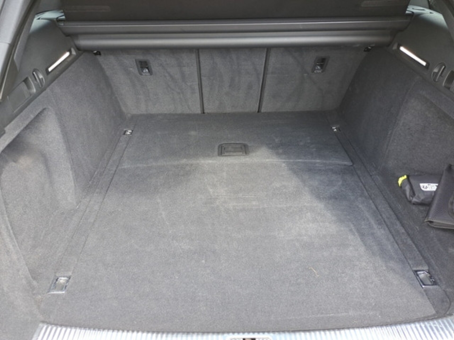 Audi A4 Avant S line
