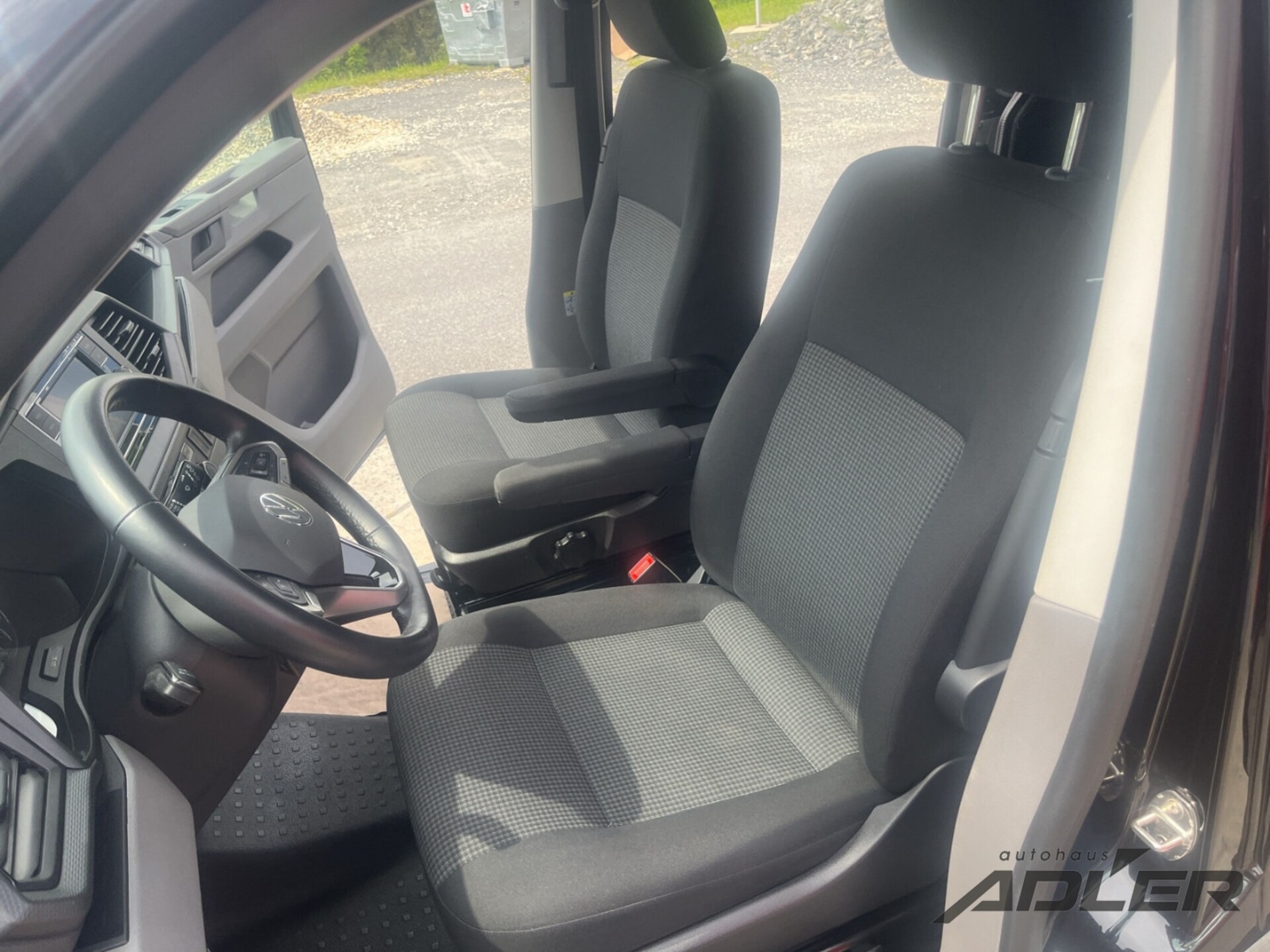 Volkswagen T6.1 Transporter Kasten kurzer Radstand