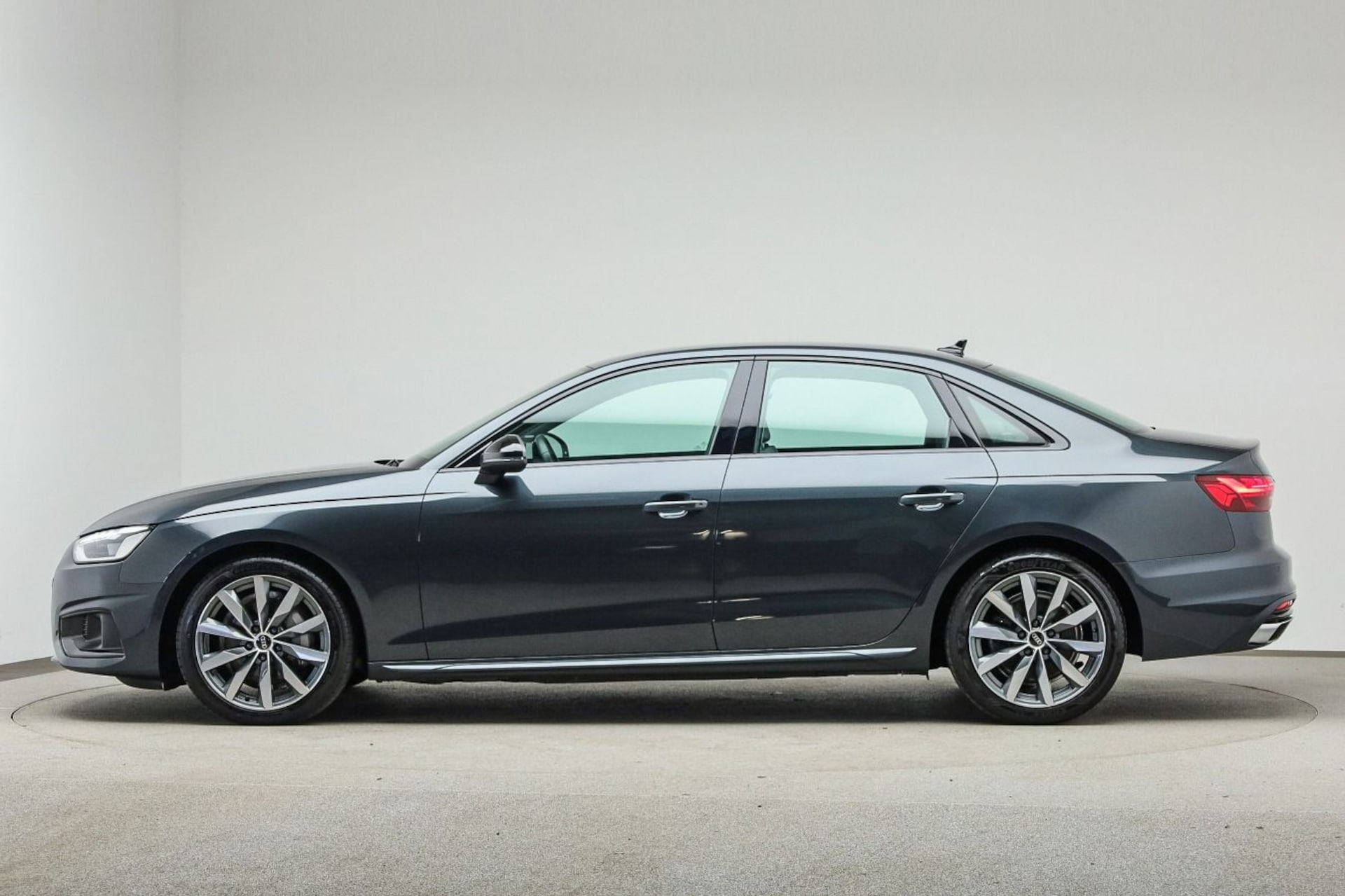 Audi A4 Limousine Advanced
