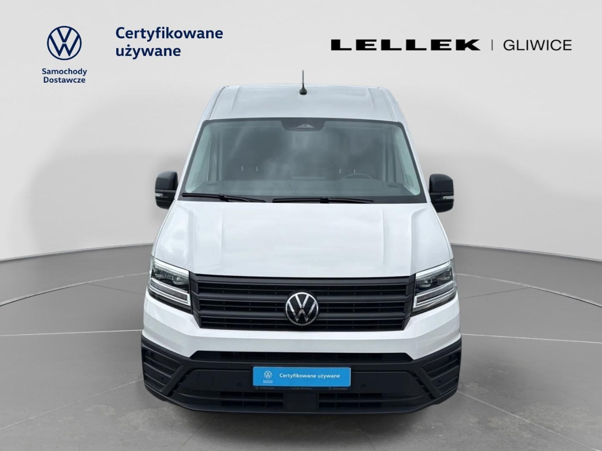 Volkswagen Crafter Furgon średni rozstaw osi