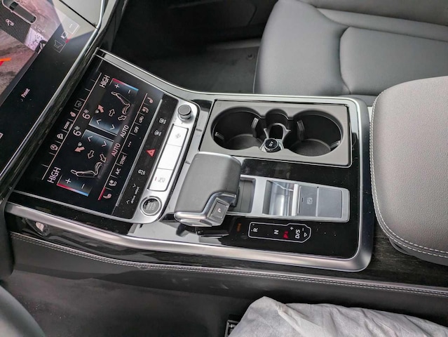 2026 Audi Q8 Premium Plus - Photo 13