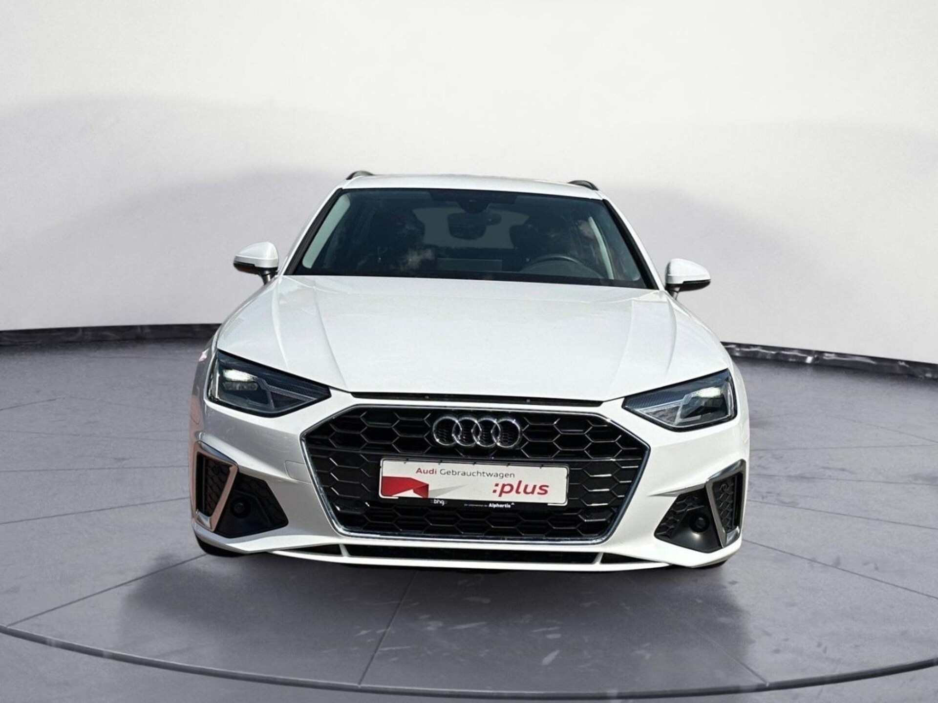 Audi A4 Avant S line
