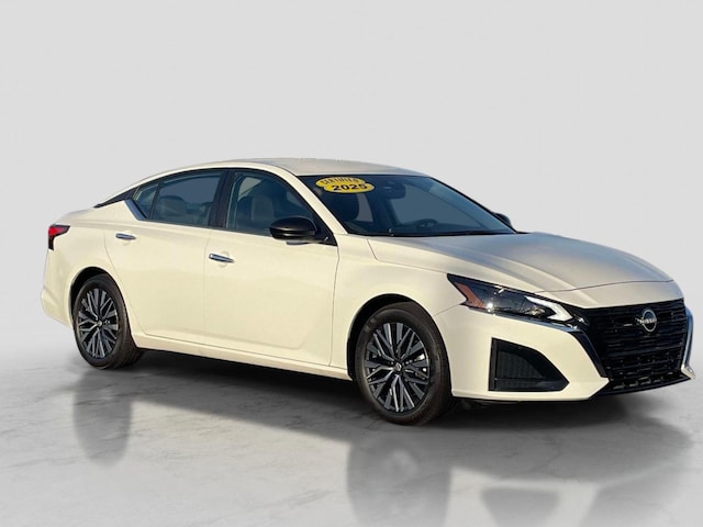 2025 Nissan Altima