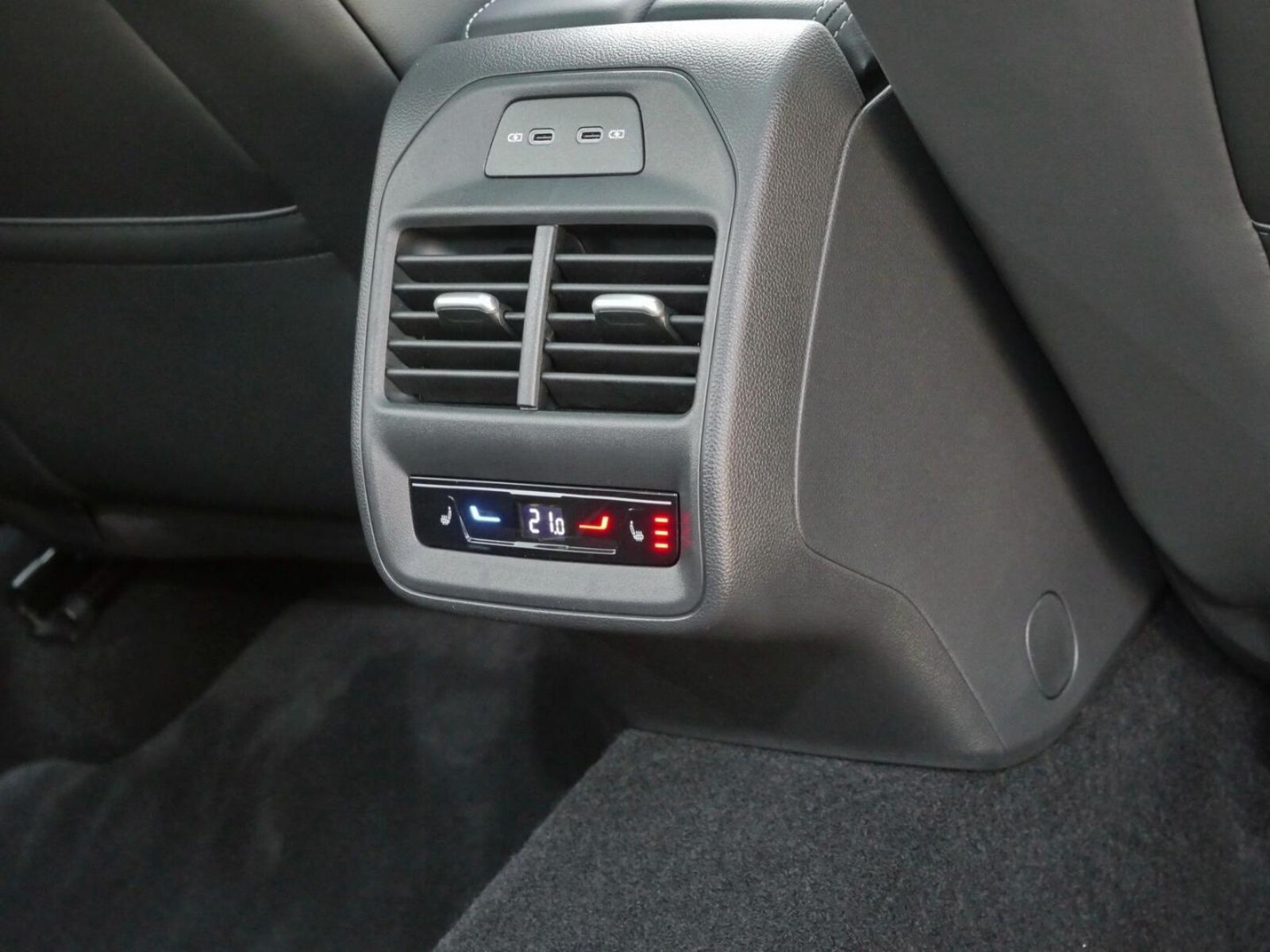 Volkswagen Passat – Bild 17