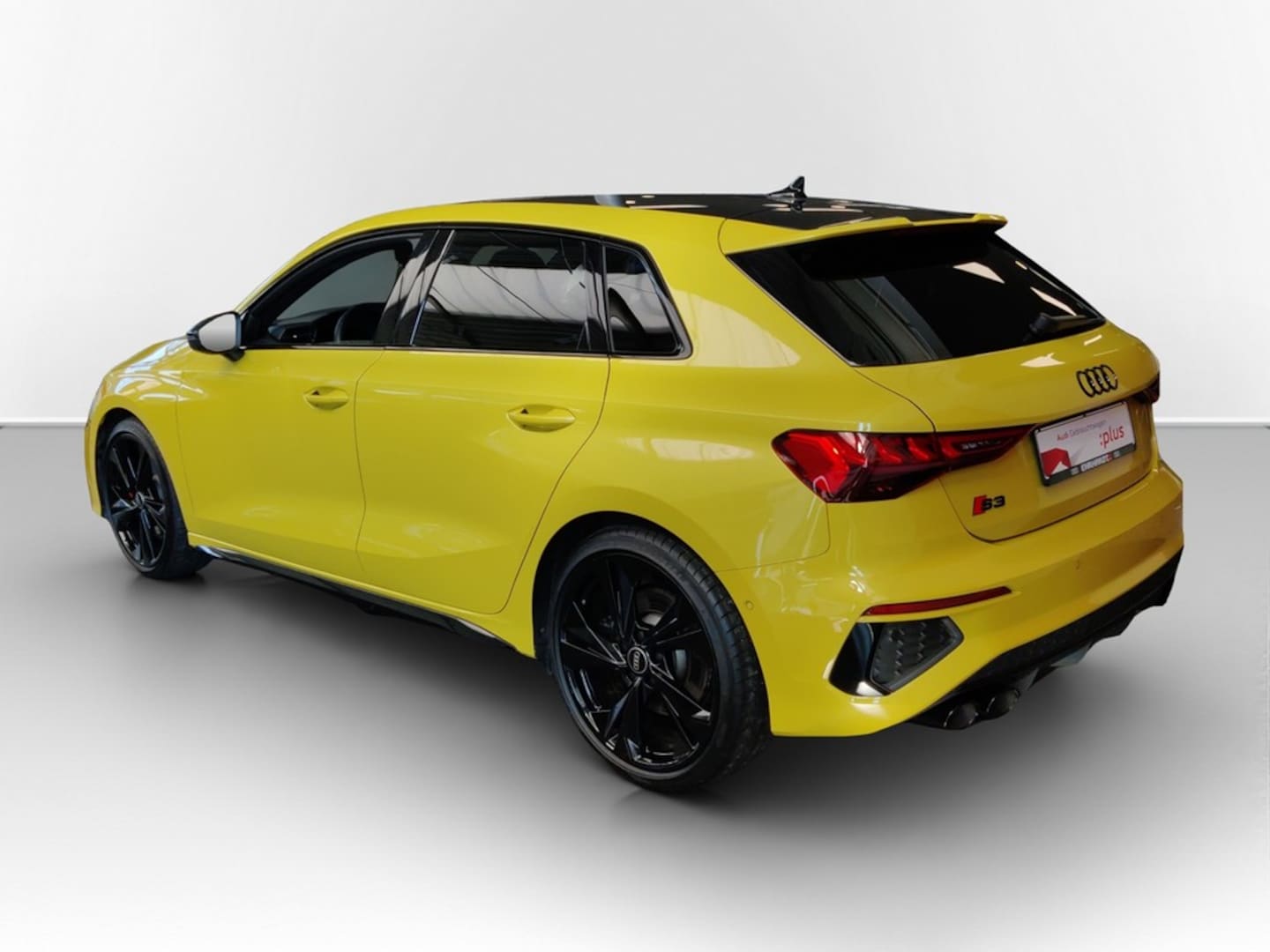 Bild über Audi S3 Sportback TFSI quattro S tronic - für weitere Informationen kontaktieren Sie den Audi Partner