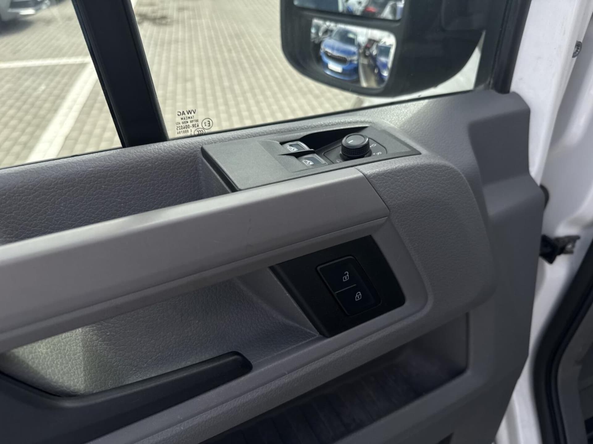 Volkswagen Crafter z podwójna kabiną z długim rozstawem osi
