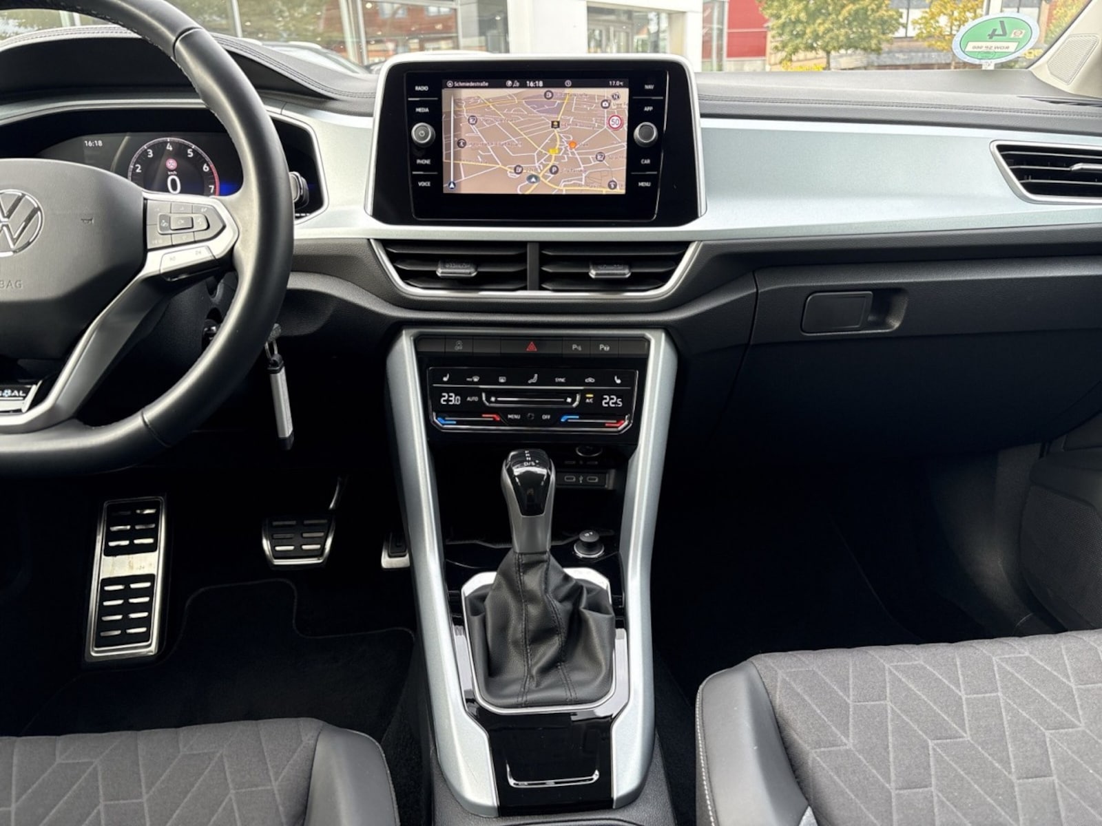 Volkswagen T-Roc – Bild 12