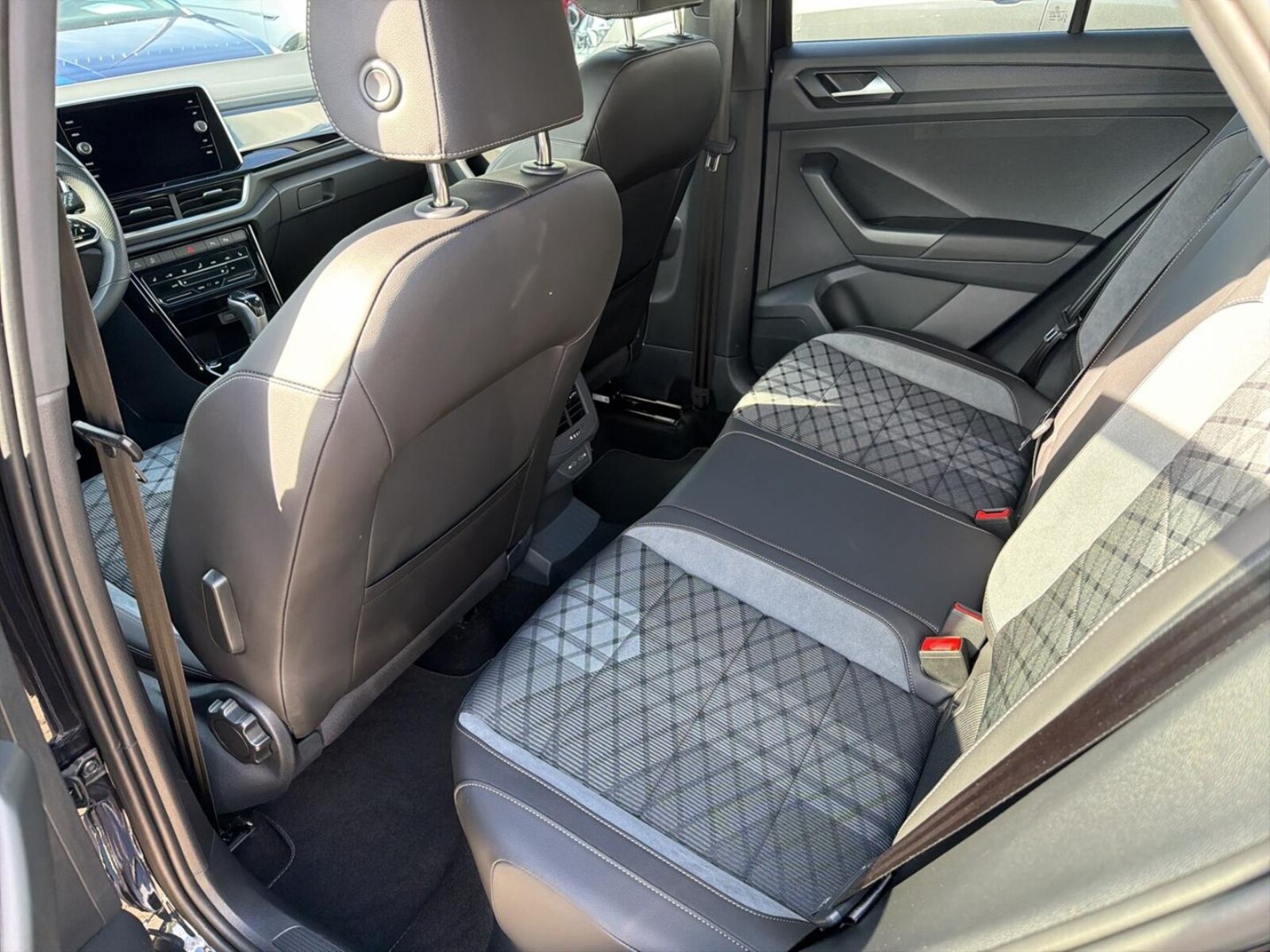 Volkswagen T-Roc – Bild 9