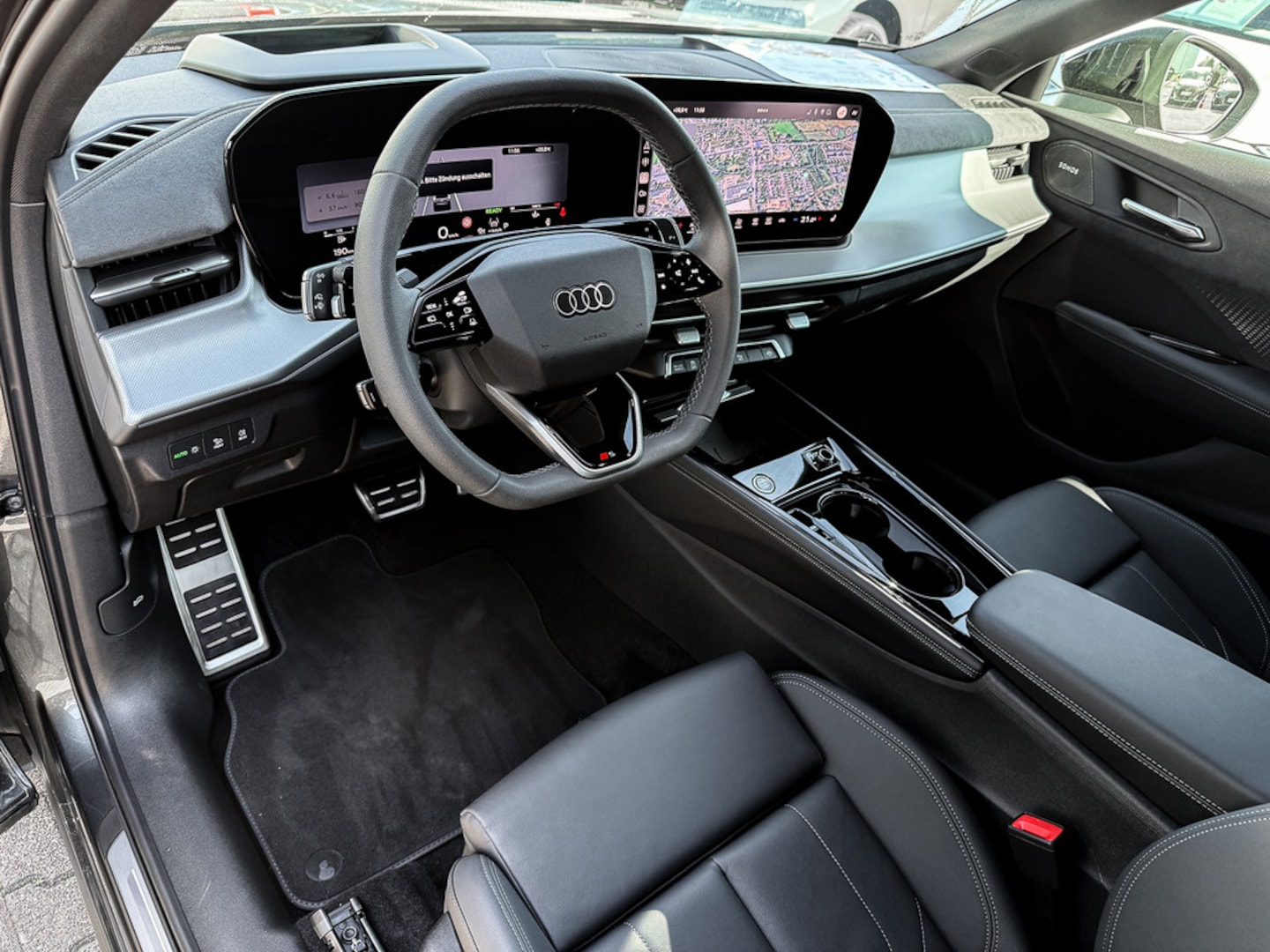 Bild über Audi Q3 Sportback TDI 110 kW S tronic - für weitere Informationen kontaktieren Sie den Audi Partner