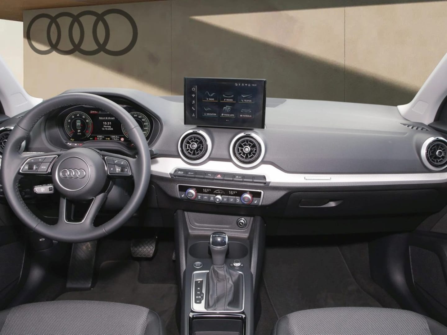 Bild über Audi Q2 S line 35 TFSI S tronic - für weitere Informationen kontaktieren Sie den Audi Partner