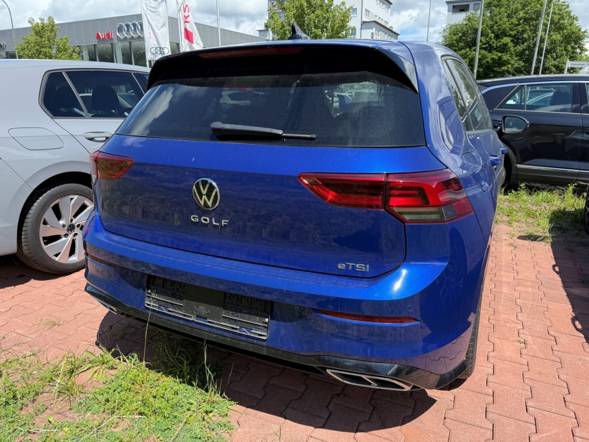 Volkswagen Golf R-Line