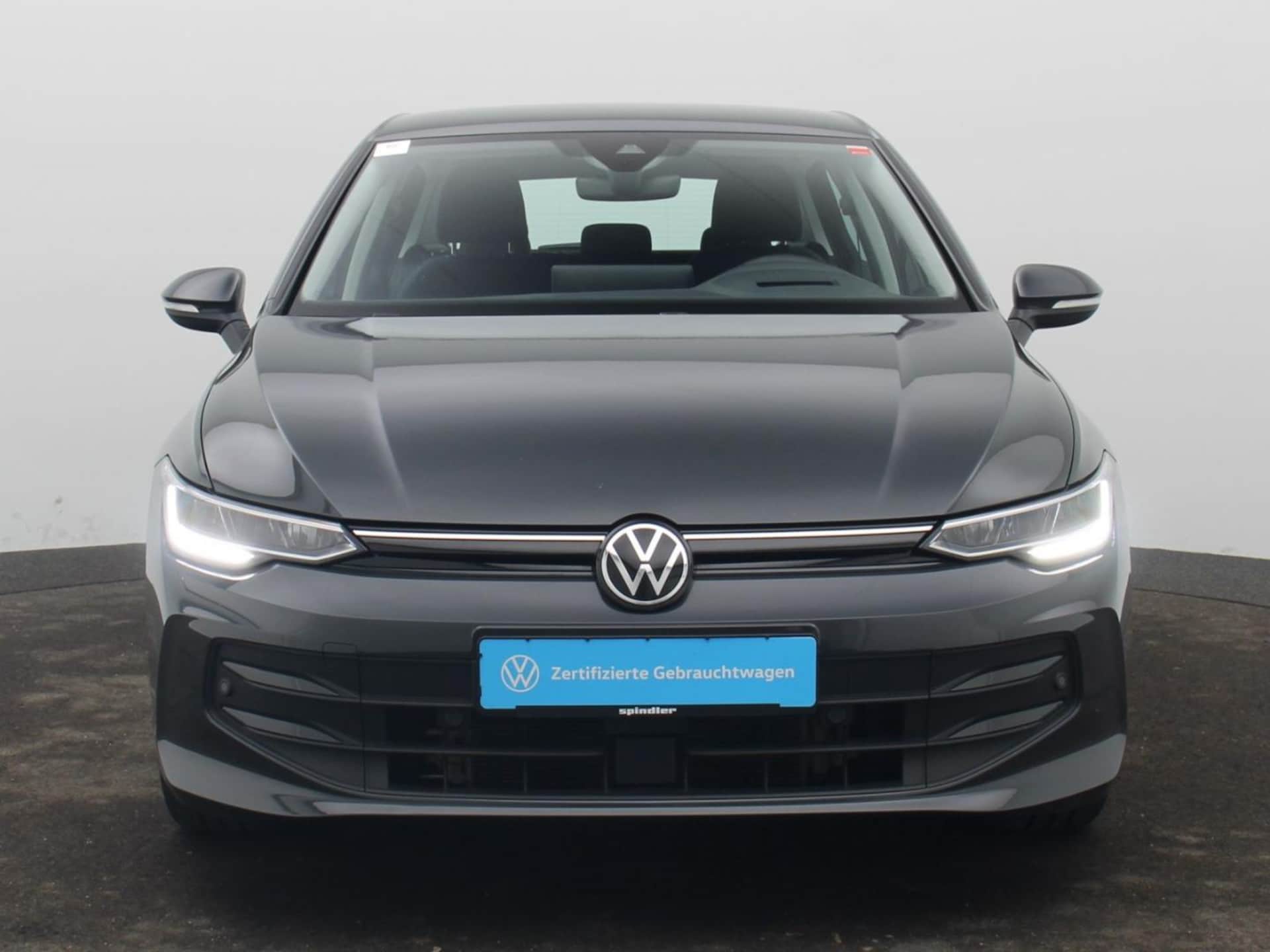 Volkswagen Golf Life