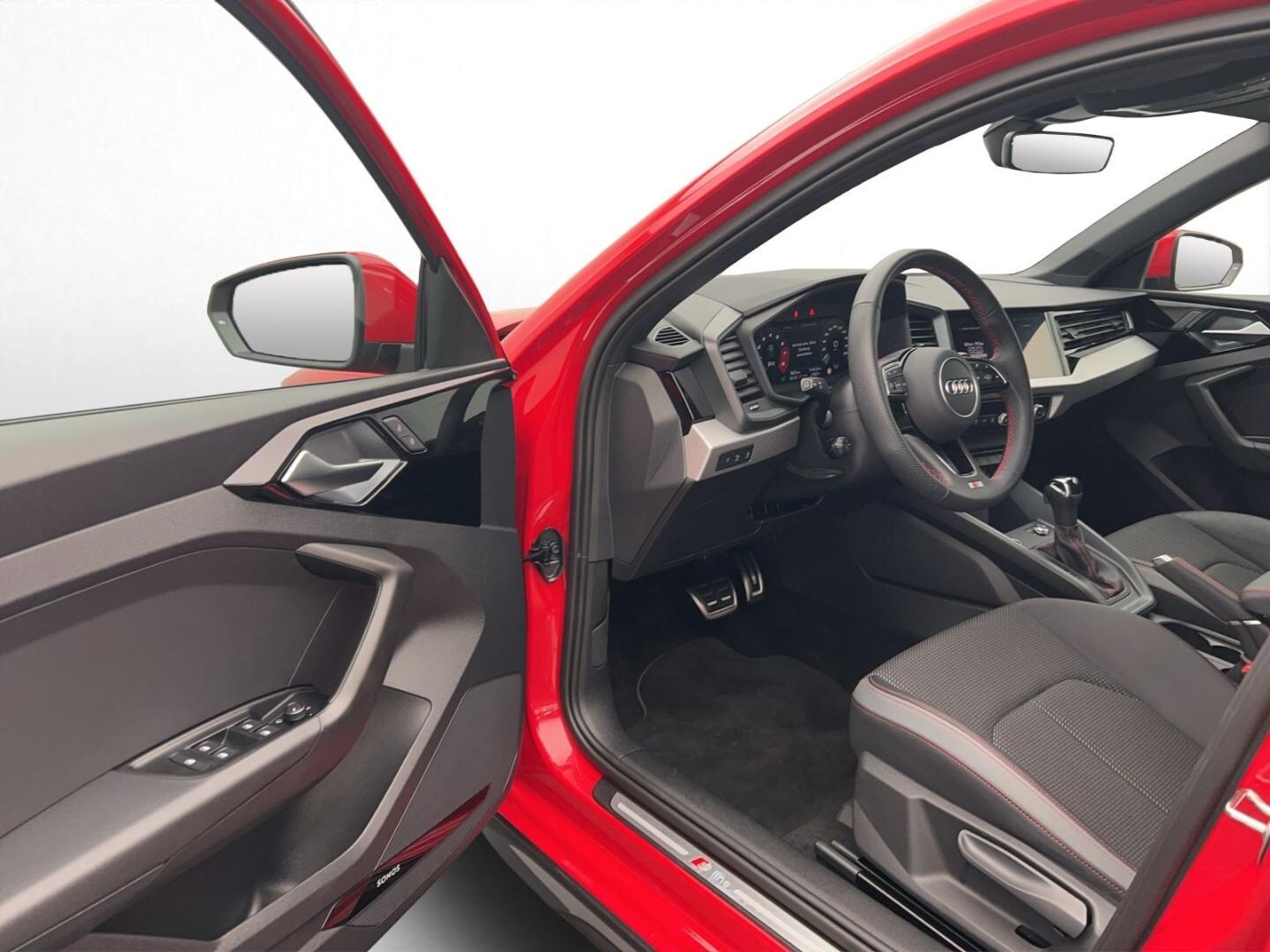 Bild über Audi A1 allstreet 30 TFSI S tronic - für weitere Informationen kontaktieren Sie den Audi Partner