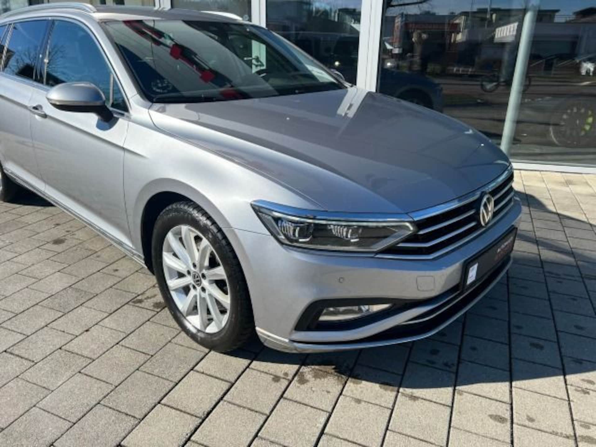 Volkswagen Passat Variant Elegance