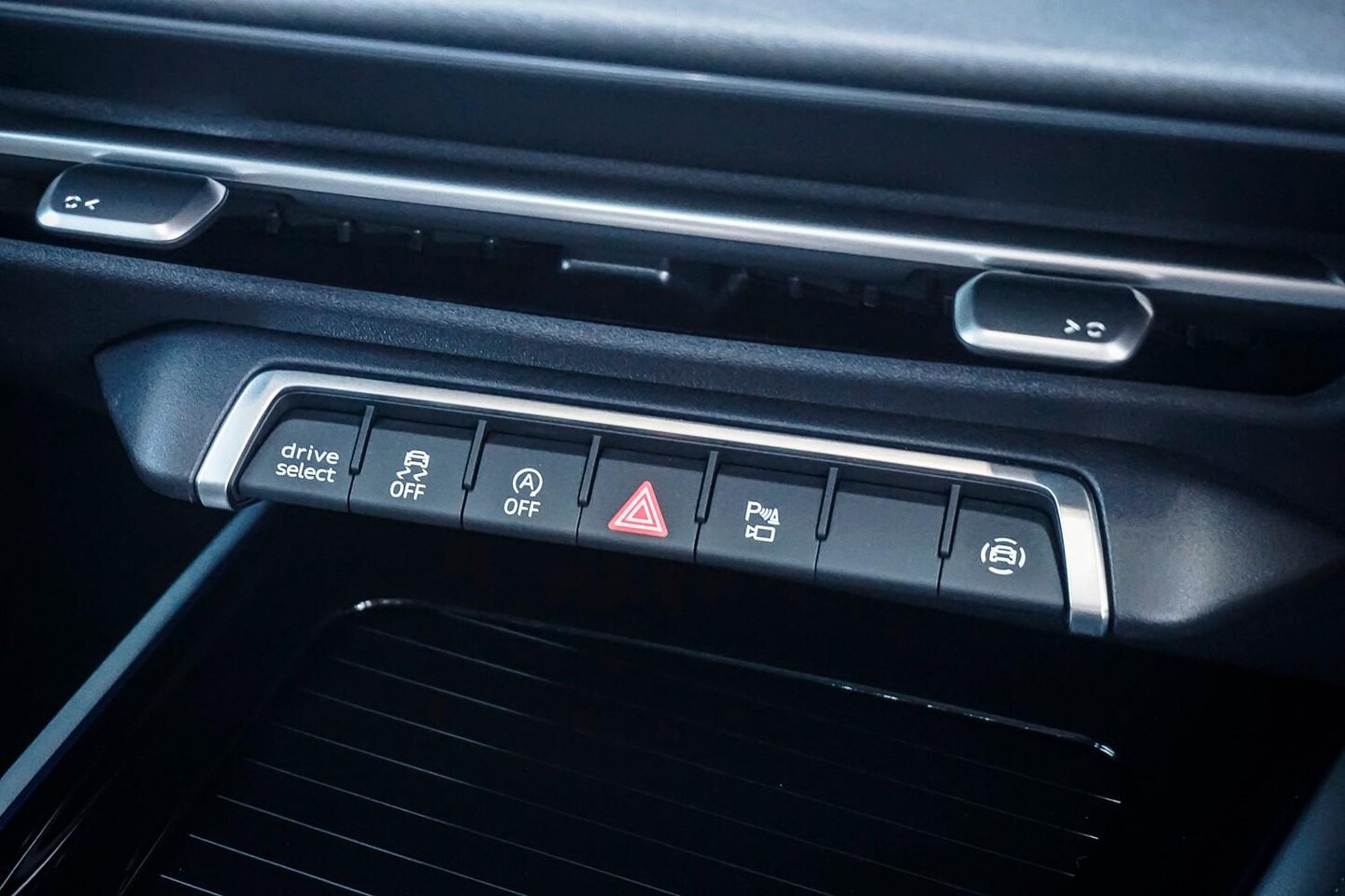 Image about Audi Q3 SUV TFSI quattro 150 kW launch edition