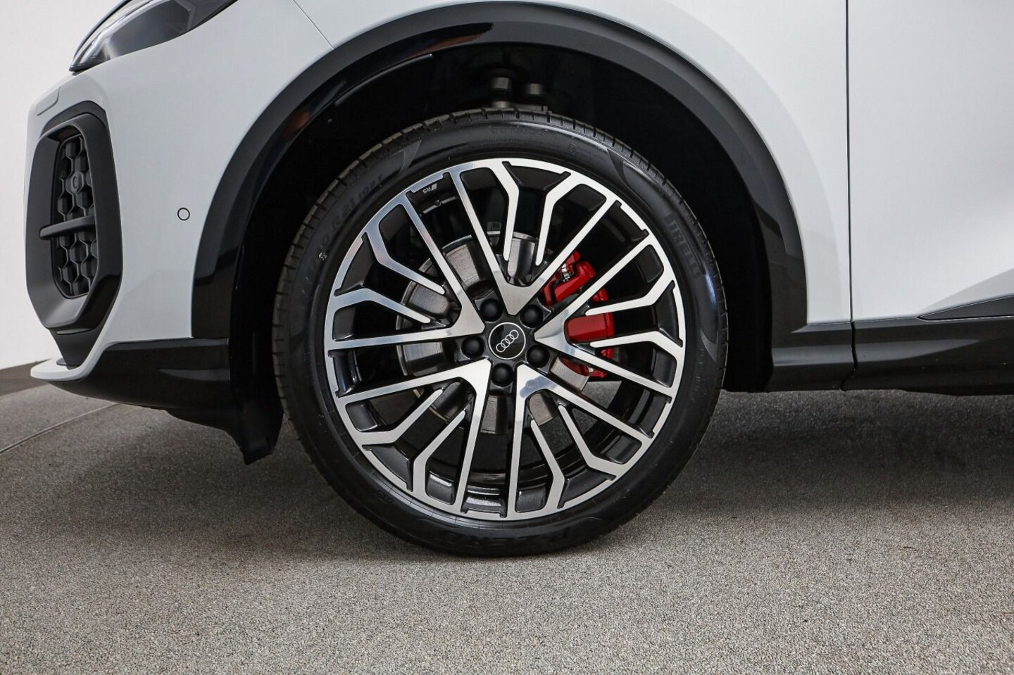 Bild über Audi Q5 SUV TFSI 150 kW S tronic - für weitere Informationen kontaktieren Sie den Audi Partner