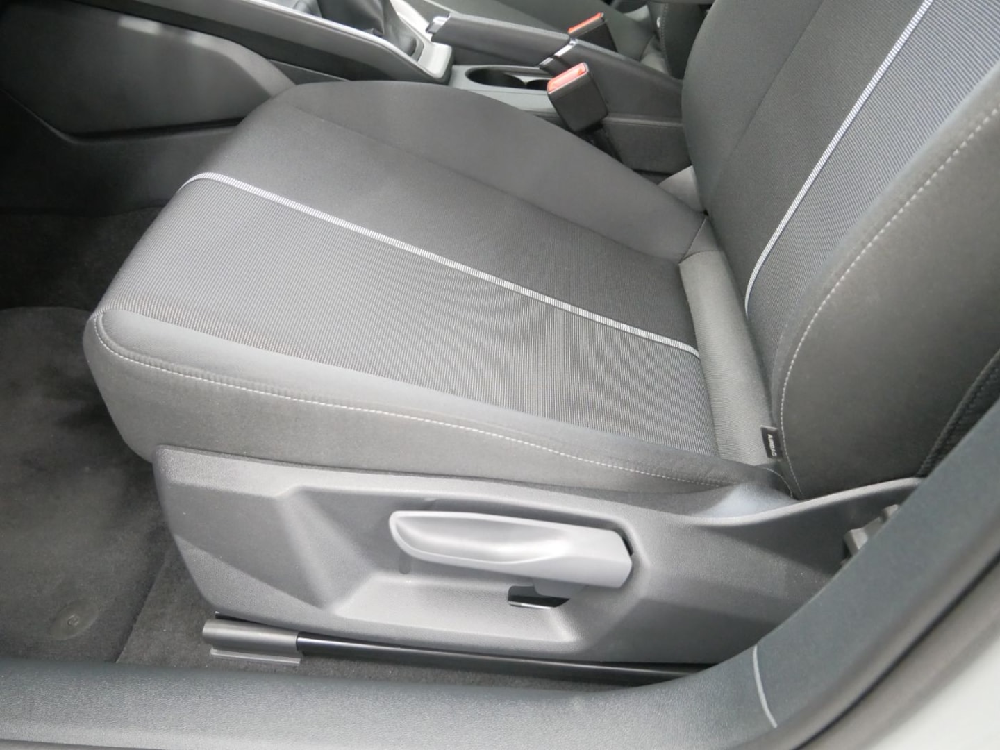 Bild über Audi A1 Sportback advanced 30 TFSI Schaltgetriebe - für weitere Informationen kontaktieren Sie den Audi Partner
