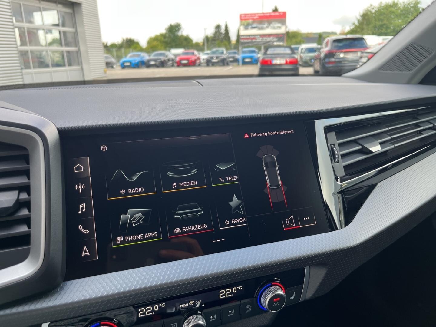 Bild über Audi A1 Sportback S line 25 TFSI S tronic - für weitere Informationen kontaktieren Sie den Audi Partner