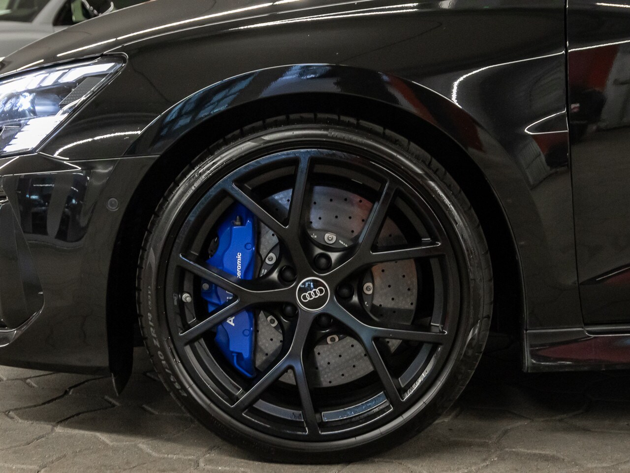 Image about Audi RS 3 Limousine TFSI quattro S tronic