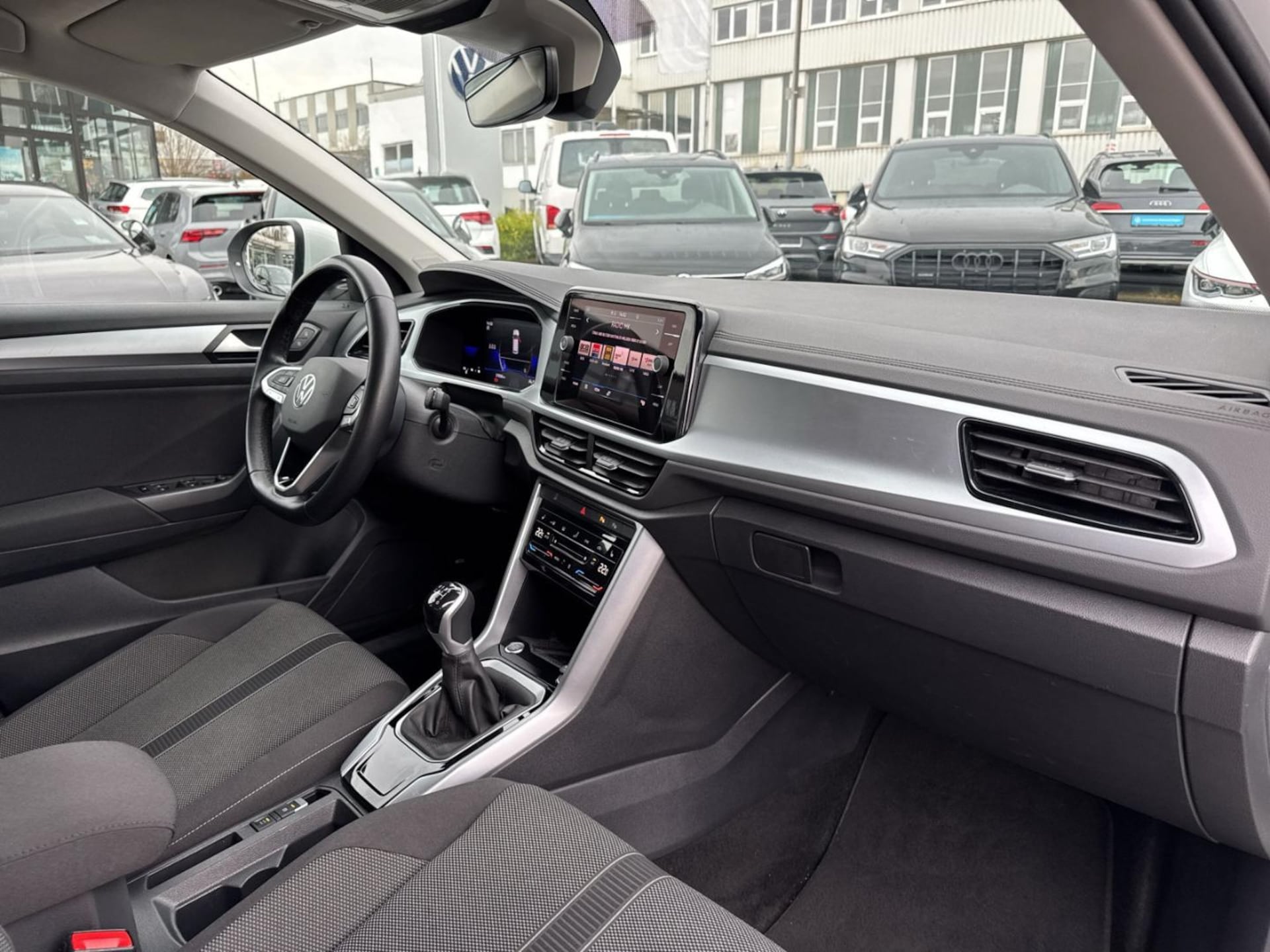 Volkswagen T-Roc Life