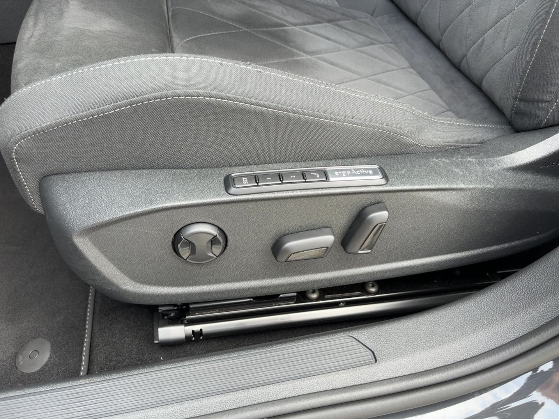 Volkswagen Golf Style