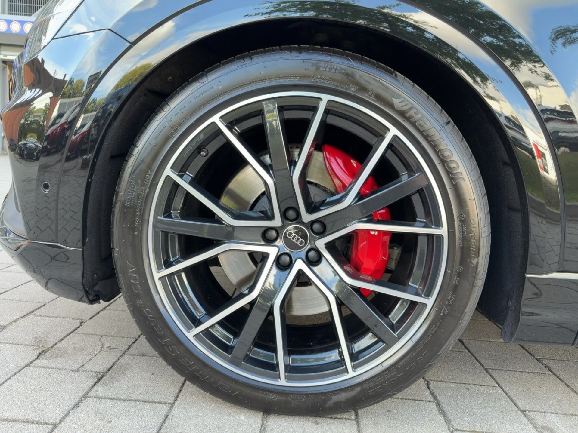 Audi SQ8 SUV